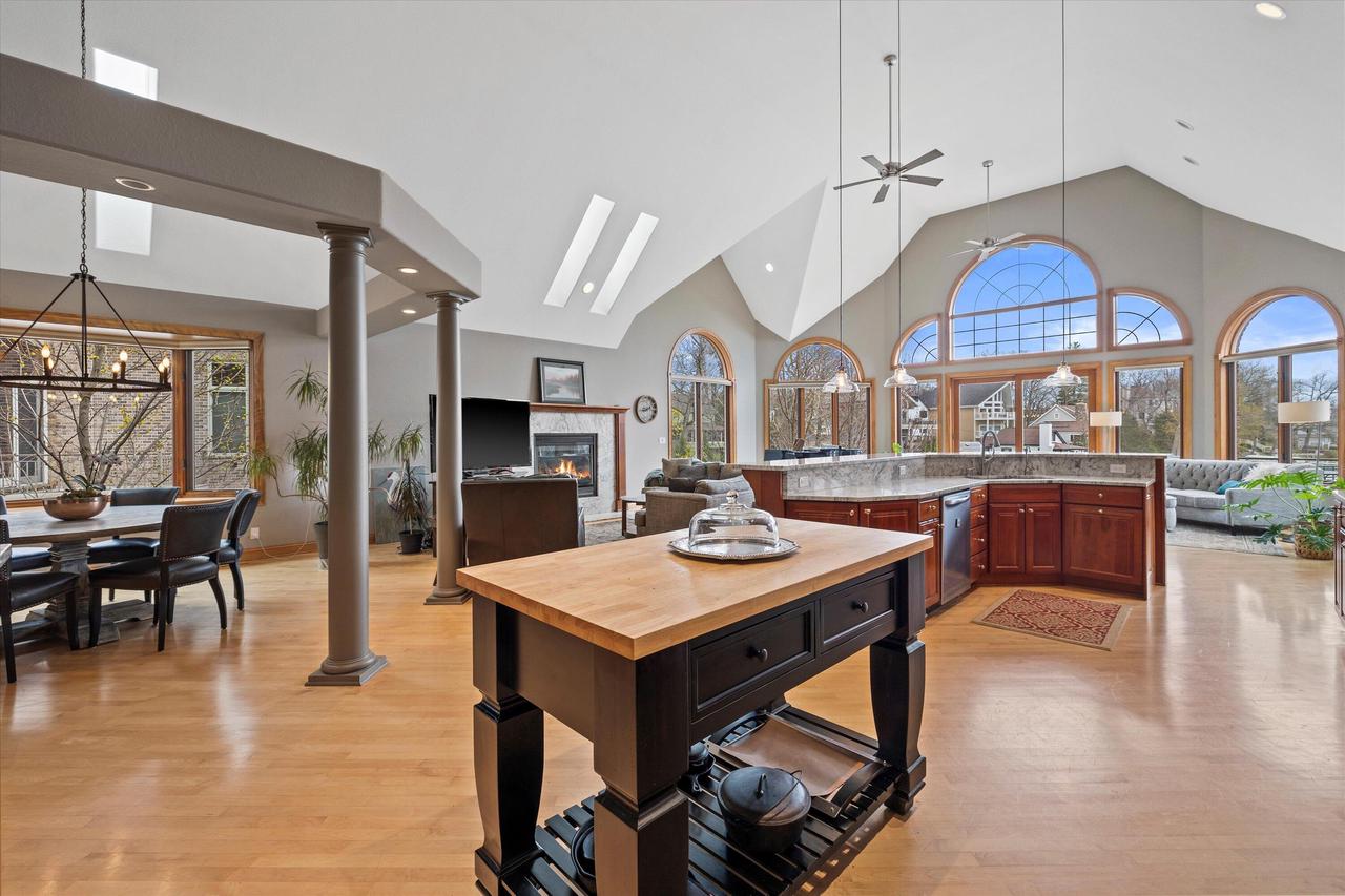 W343N5212 Gietzen ROAD