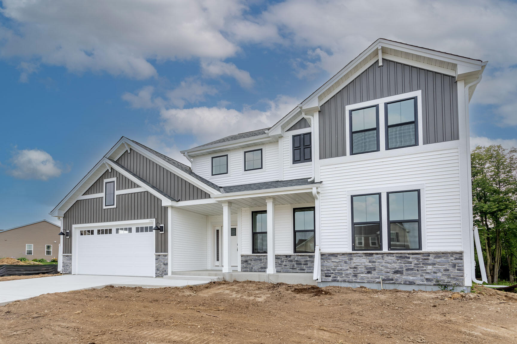 1302 Mamerow Ln W
