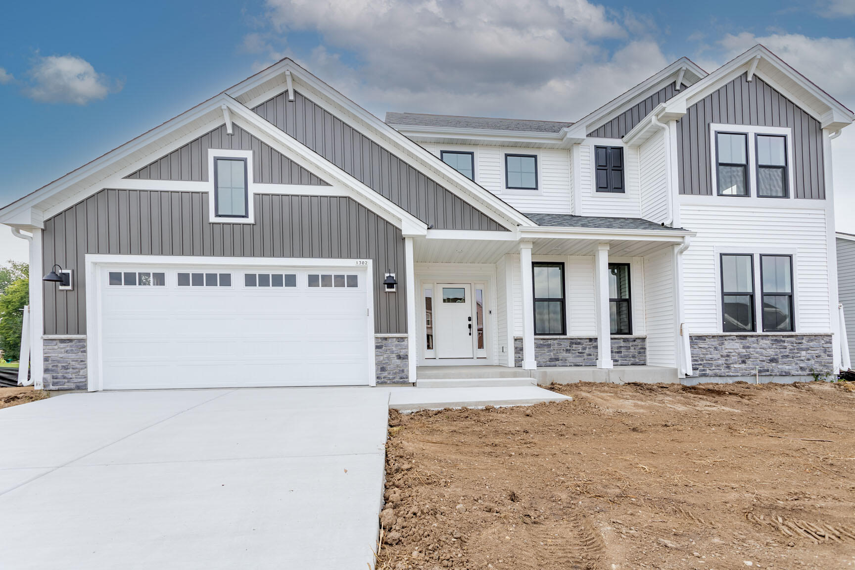 1302 Mamerow Ln W