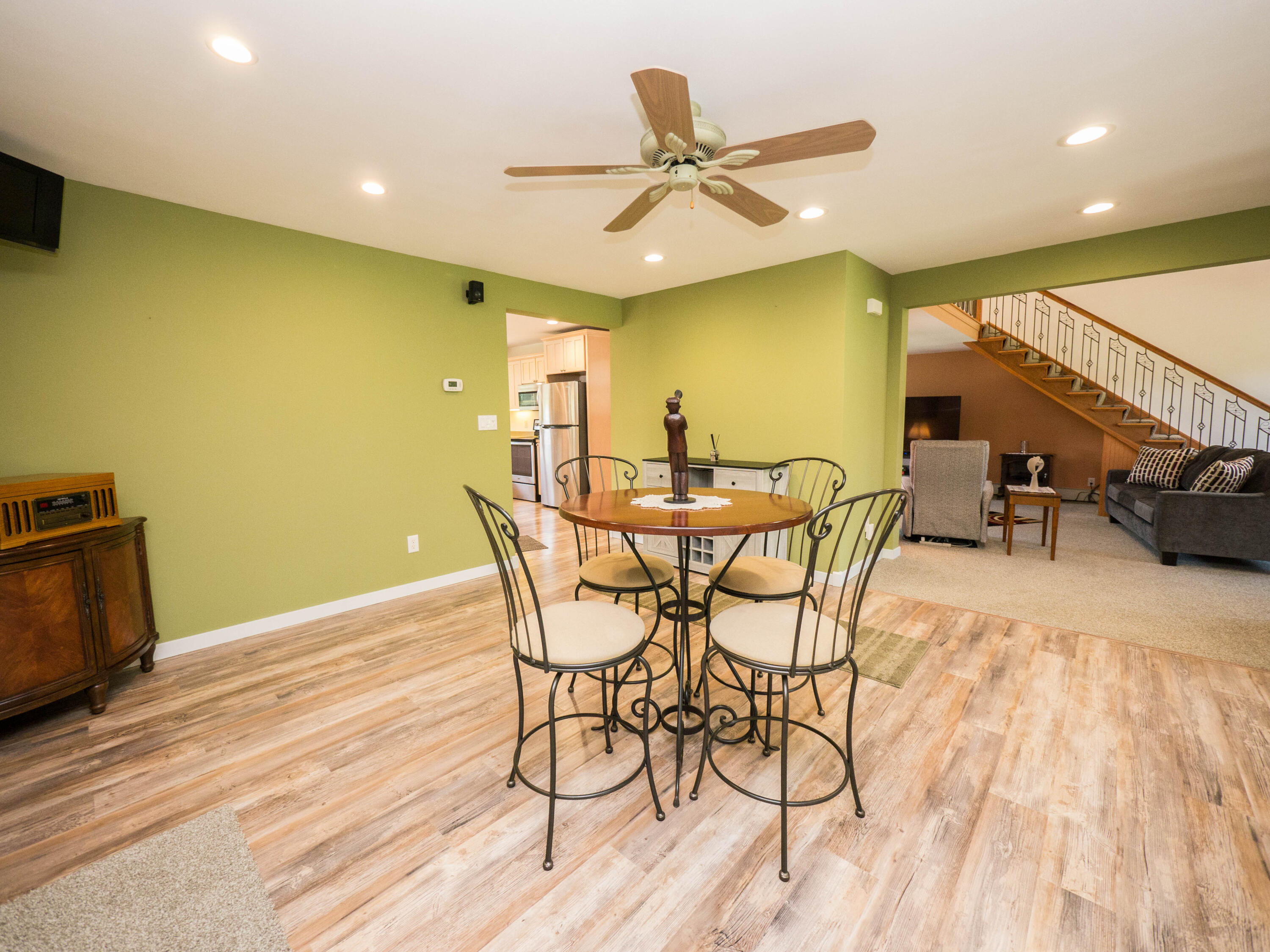 W250N8881 Hillside Rd