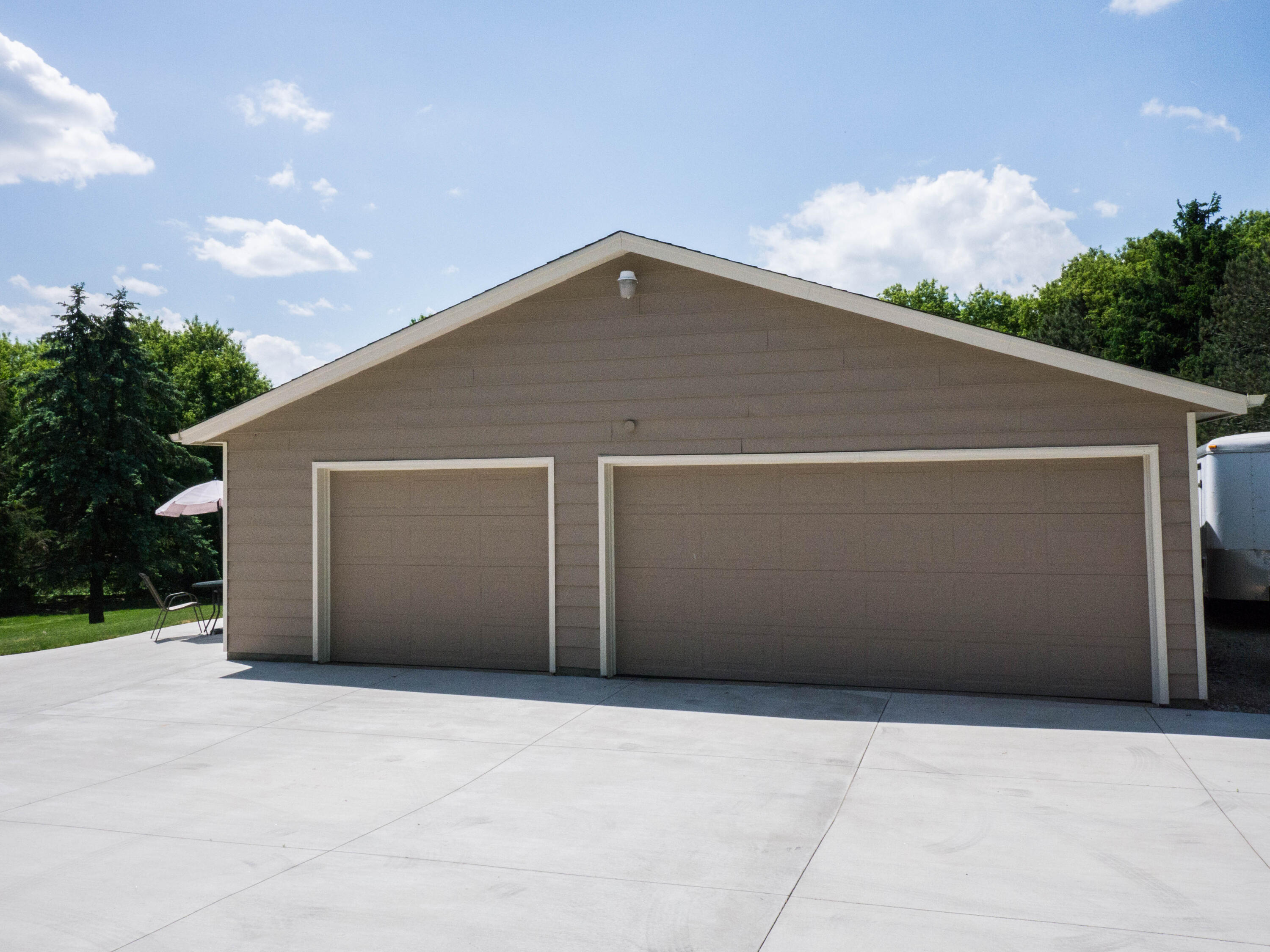W250N8881 Hillside Rd