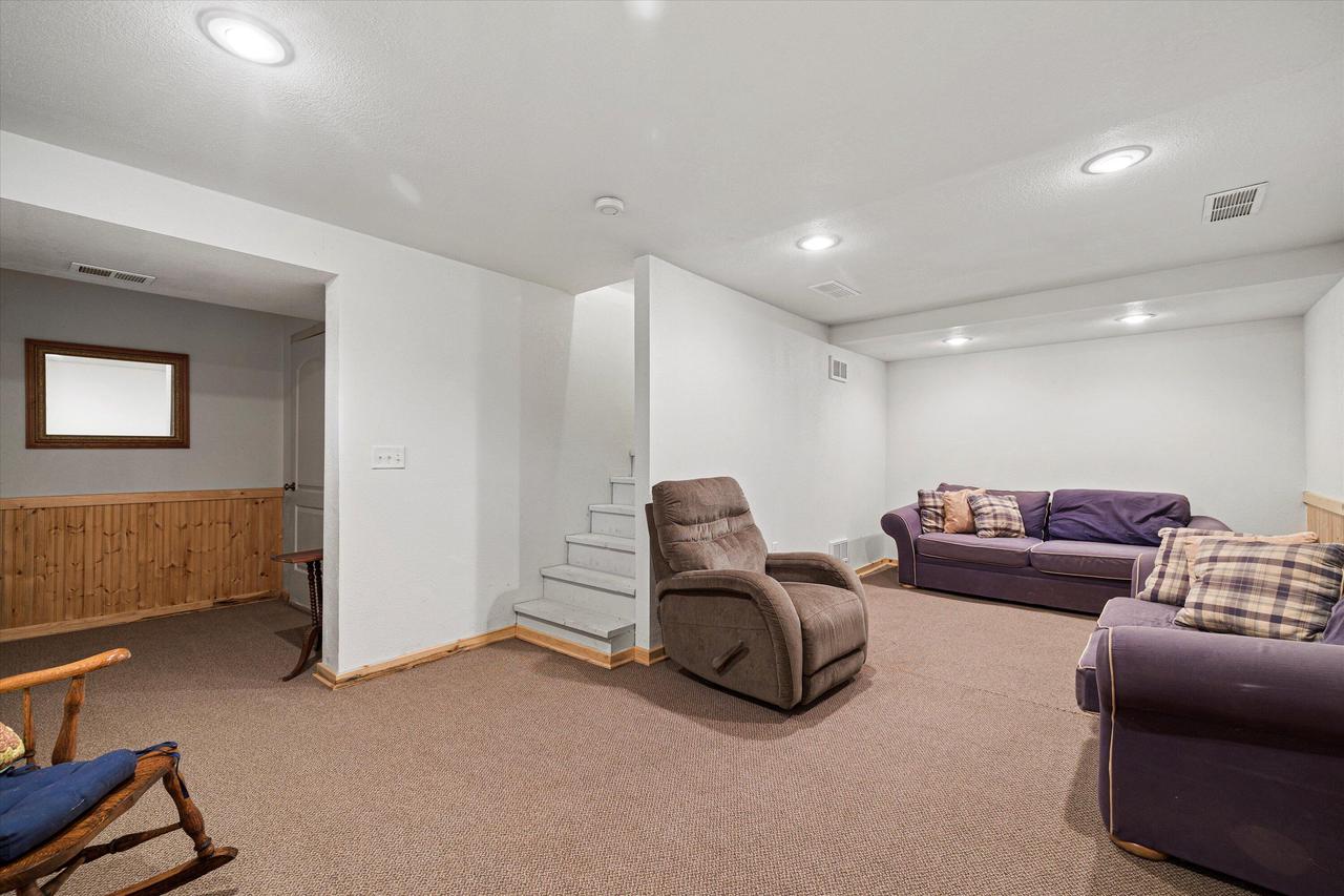613 Bakertown DRIVE