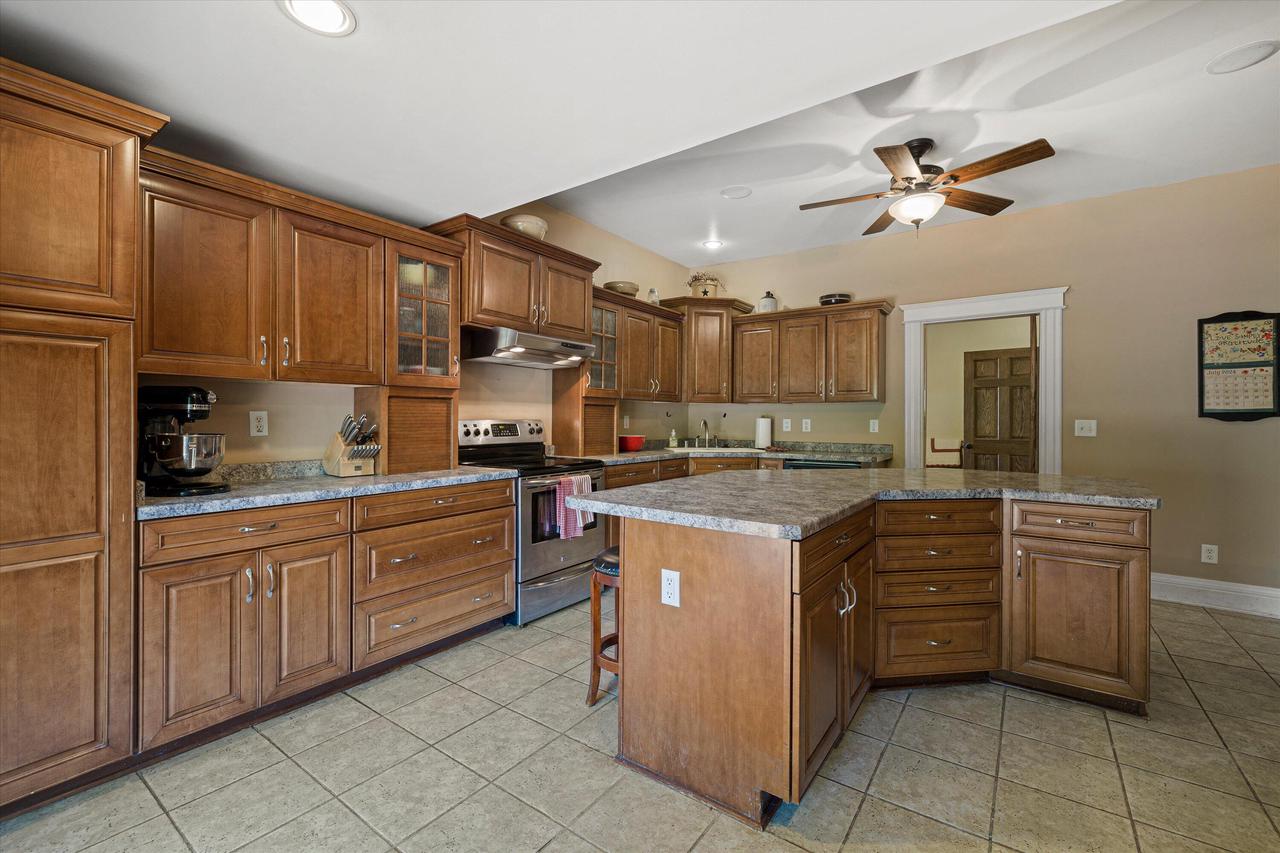 613 Bakertown DRIVE