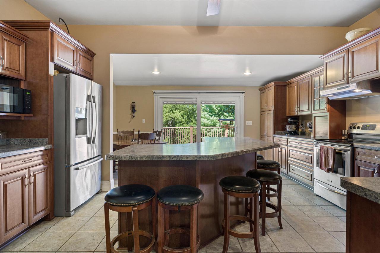 613 Bakertown DRIVE