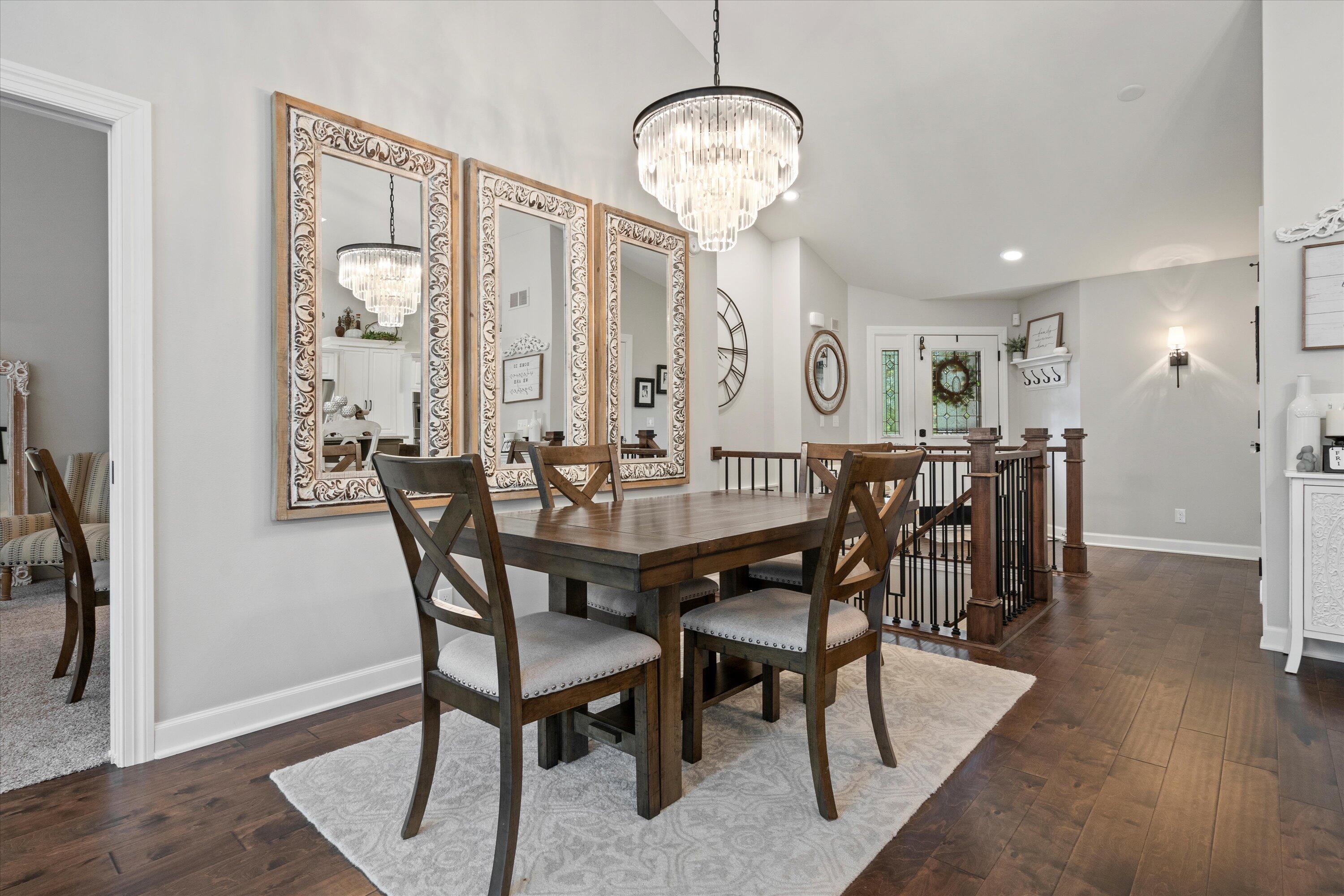 323 Parkview Ct