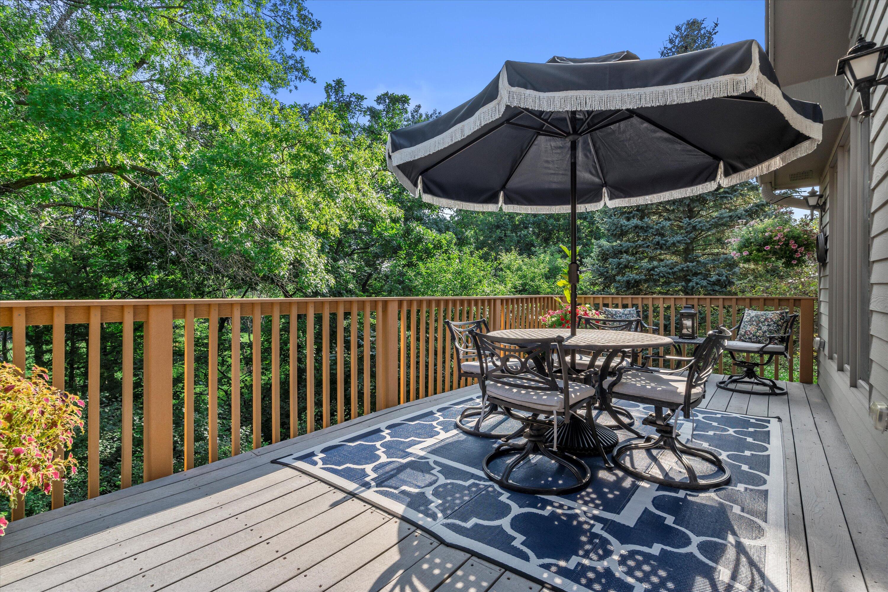 323 Parkview Ct