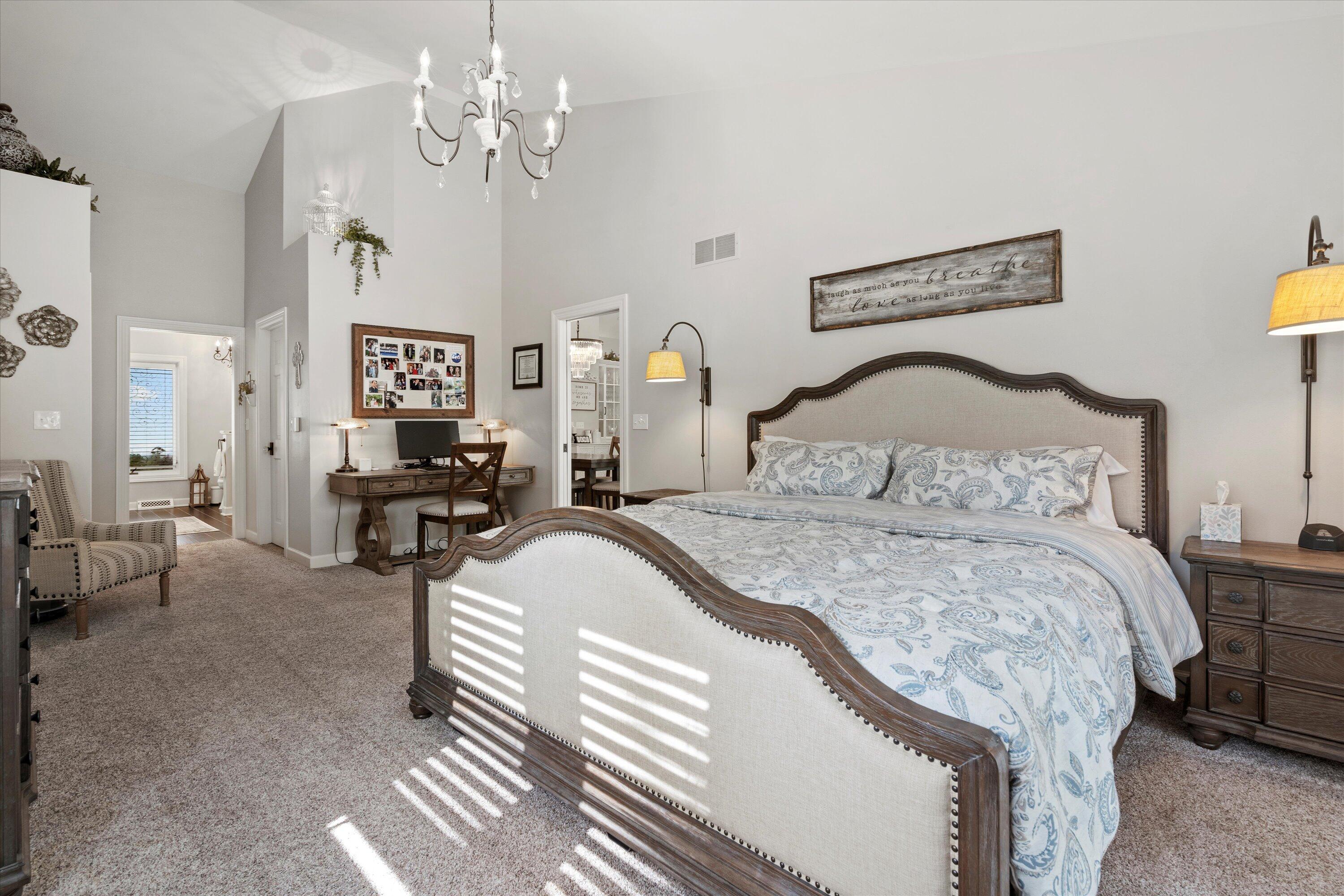 323 Parkview Ct