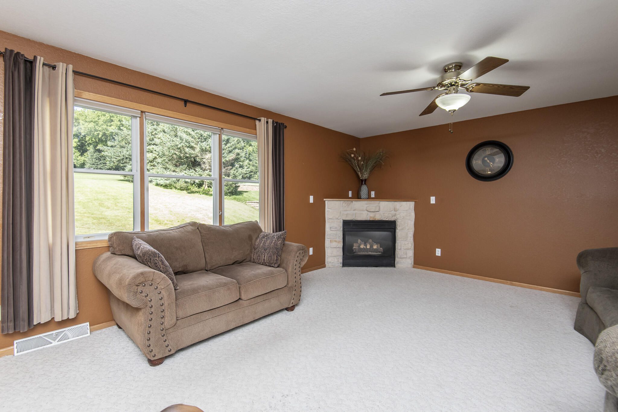 1388 Kennedy Dr