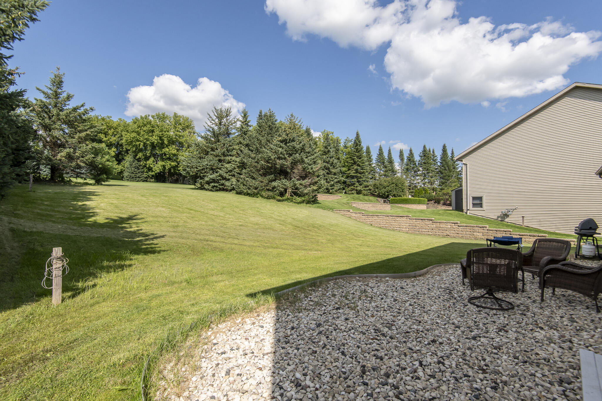 1388 Kennedy Dr