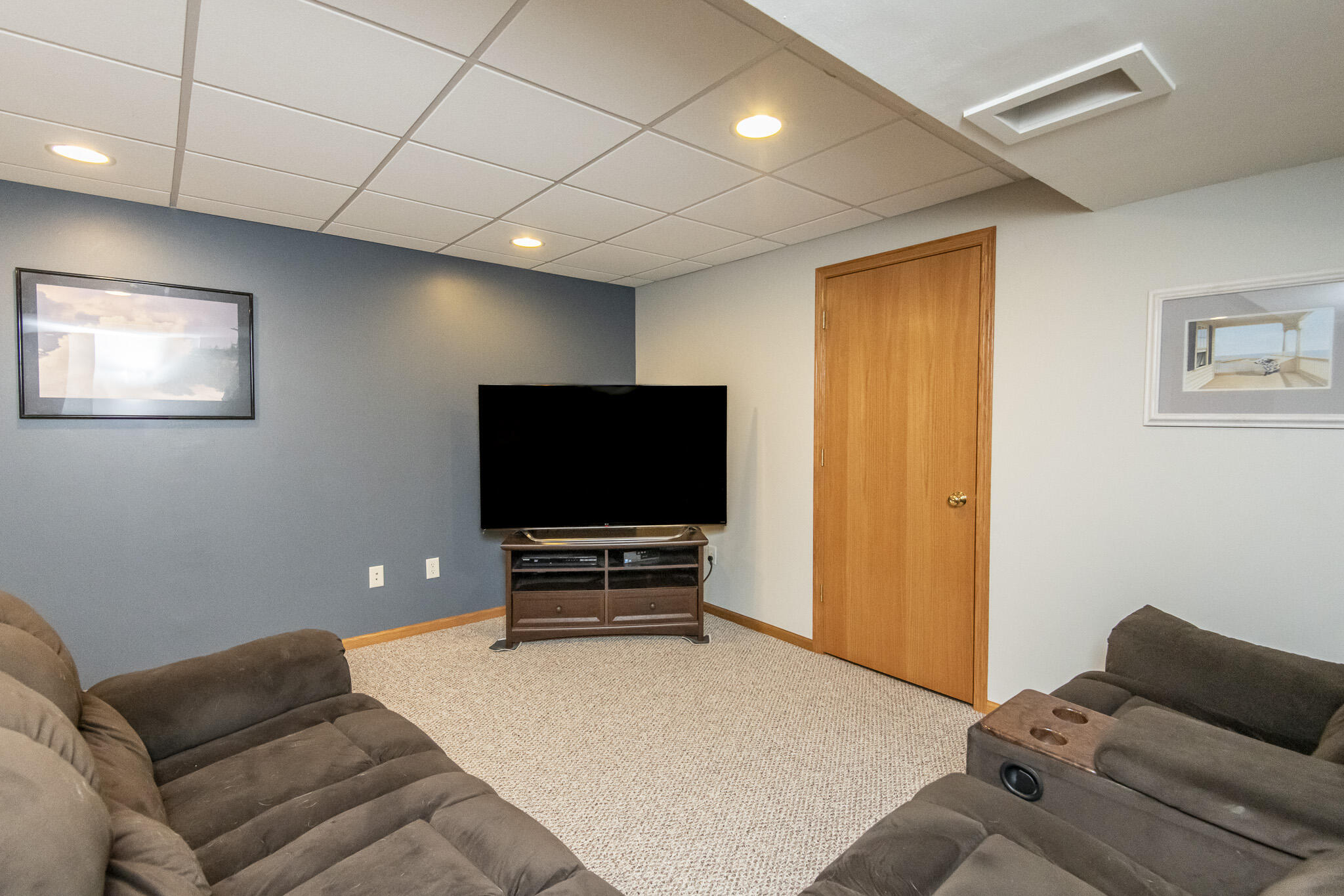 1388 Kennedy Dr