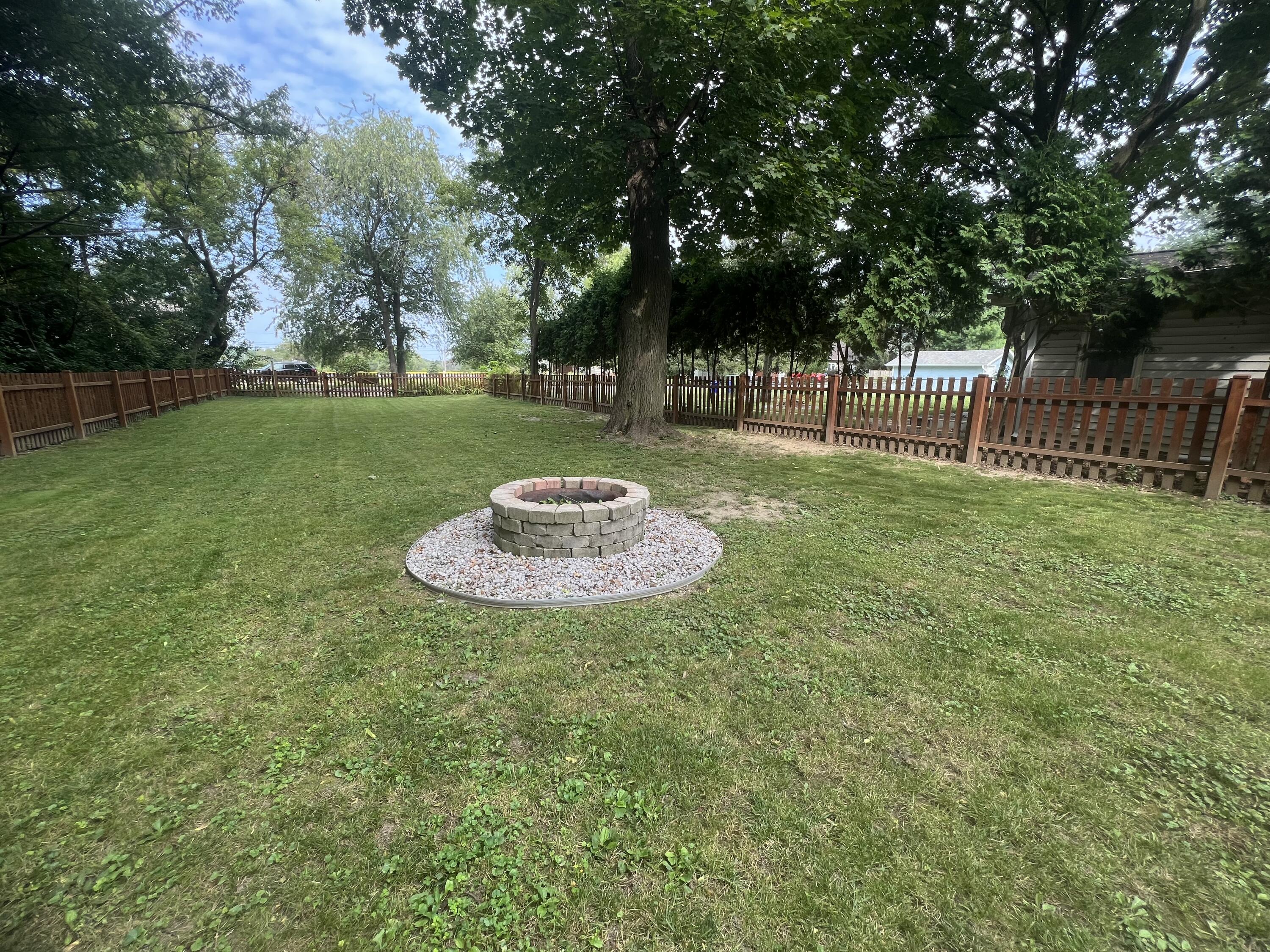 W342N4861 W Lindy Ln