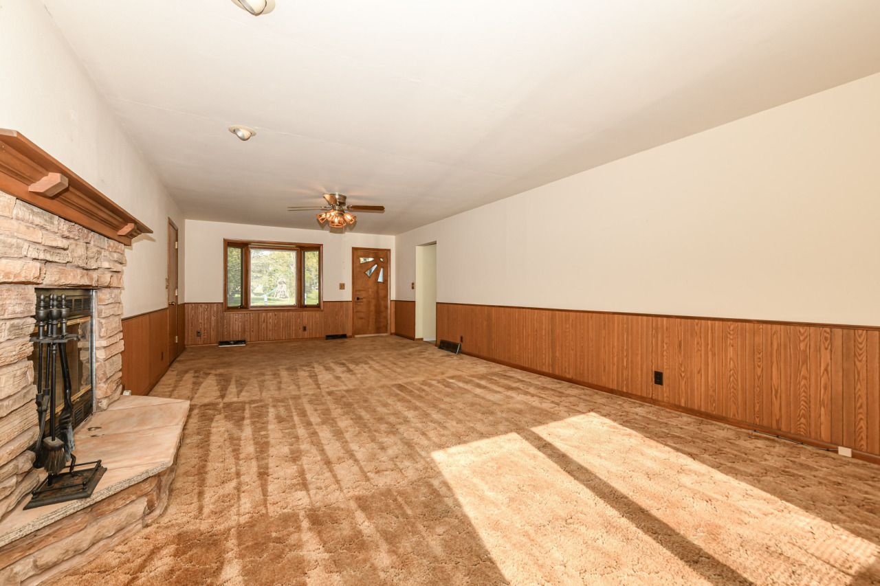 W141N6598 Florence Ave