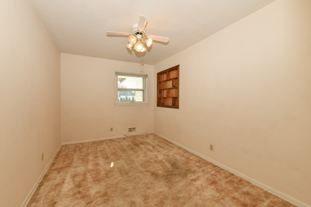 W141N6598 Florence Ave