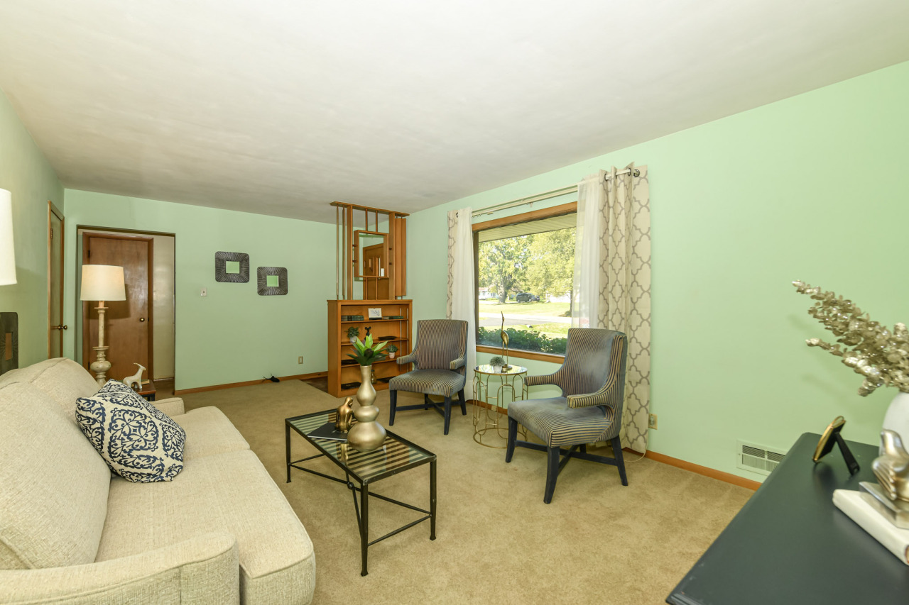 W141N6598 Florence Ave