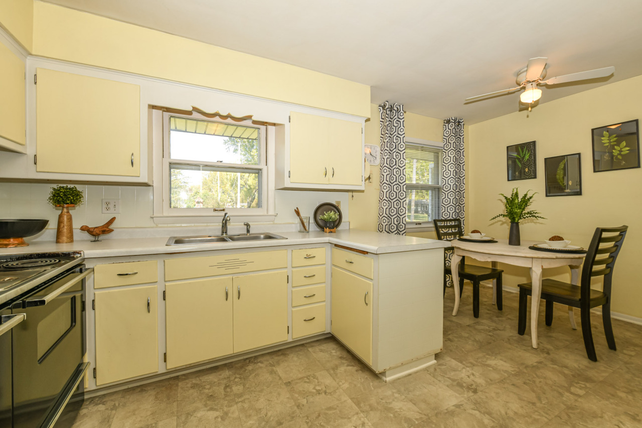 W141N6598 Florence Ave