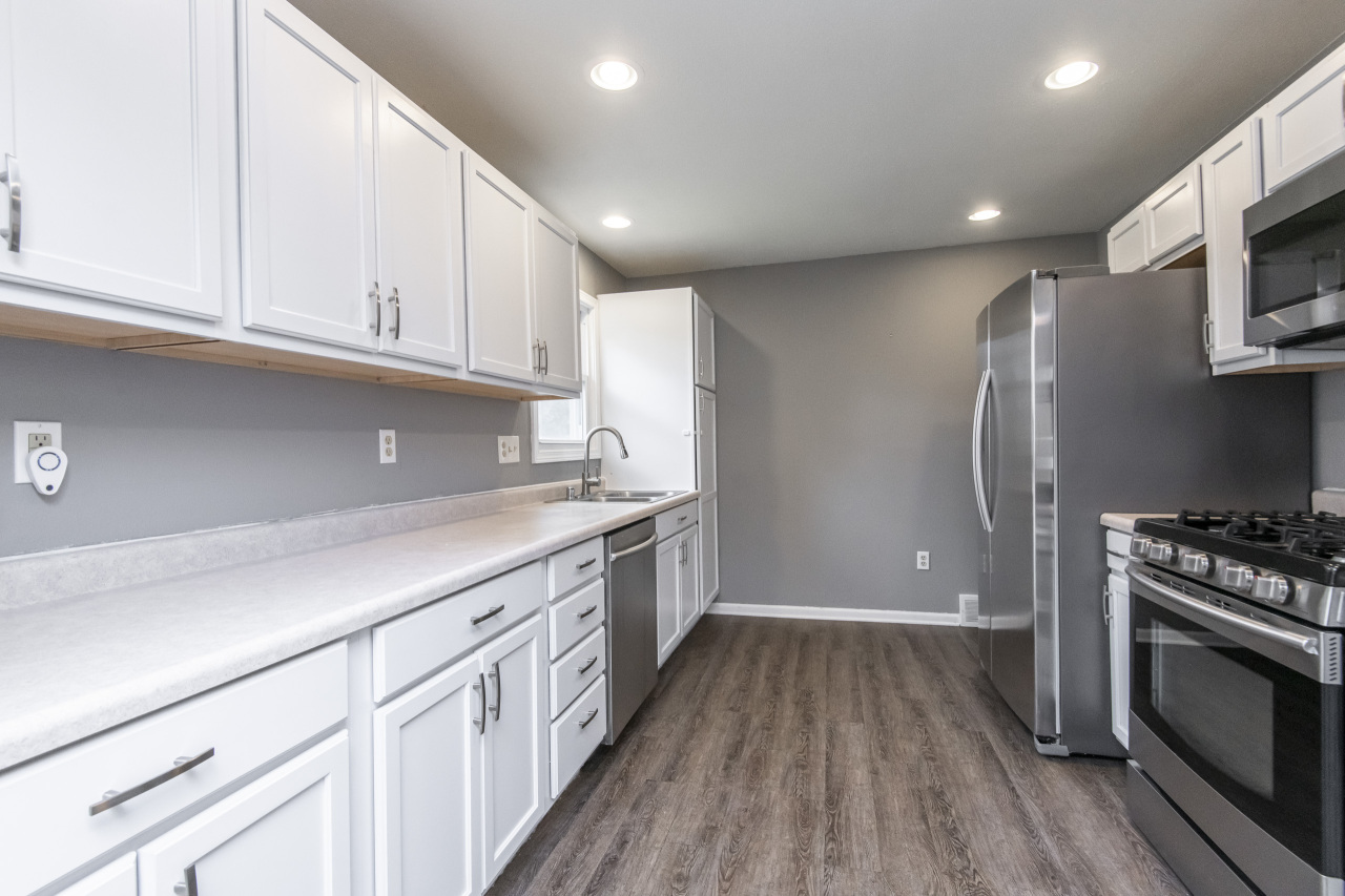 W256S5114 Oakdale Dr