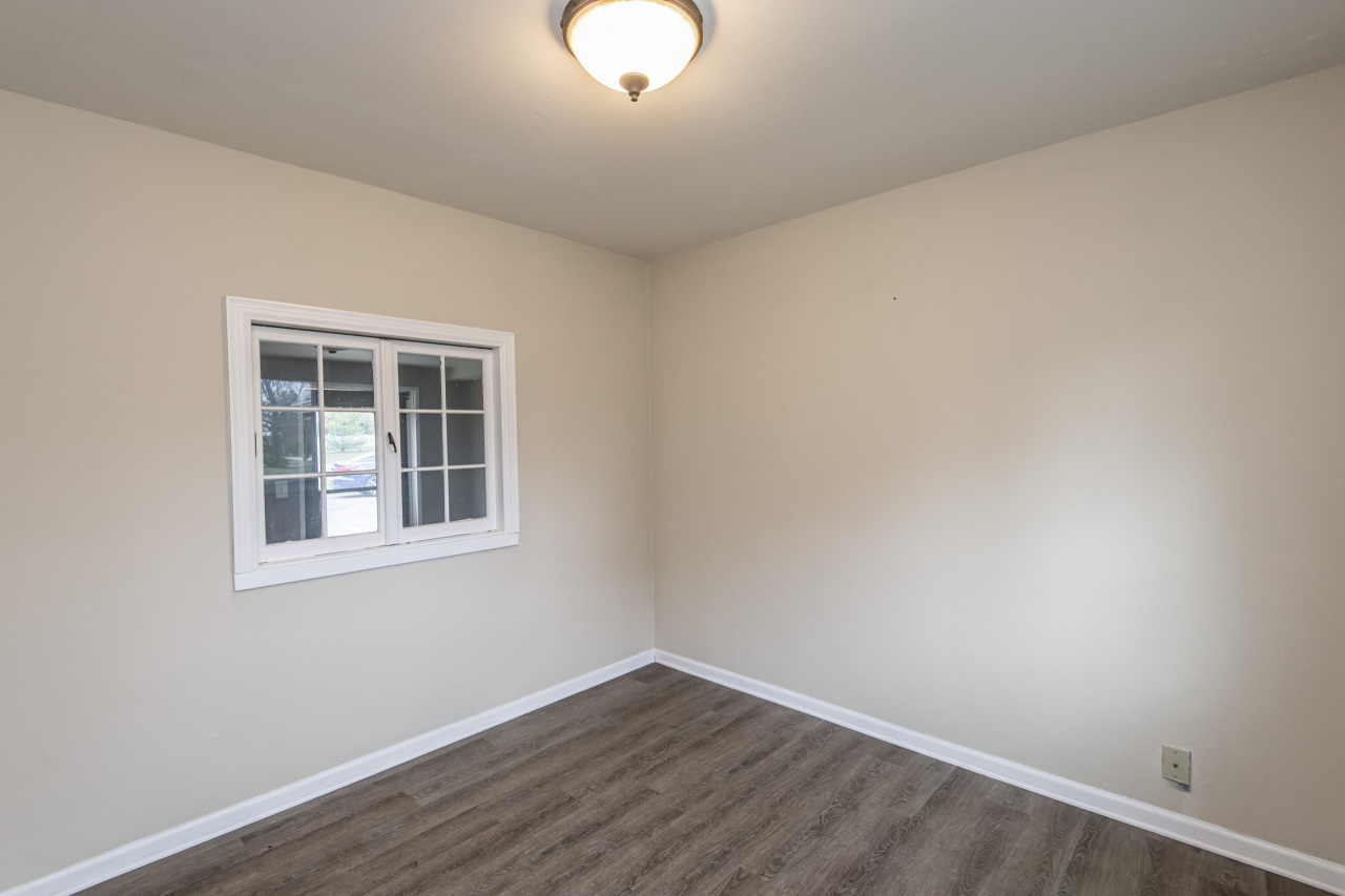 W256S5114 Oakdale Dr