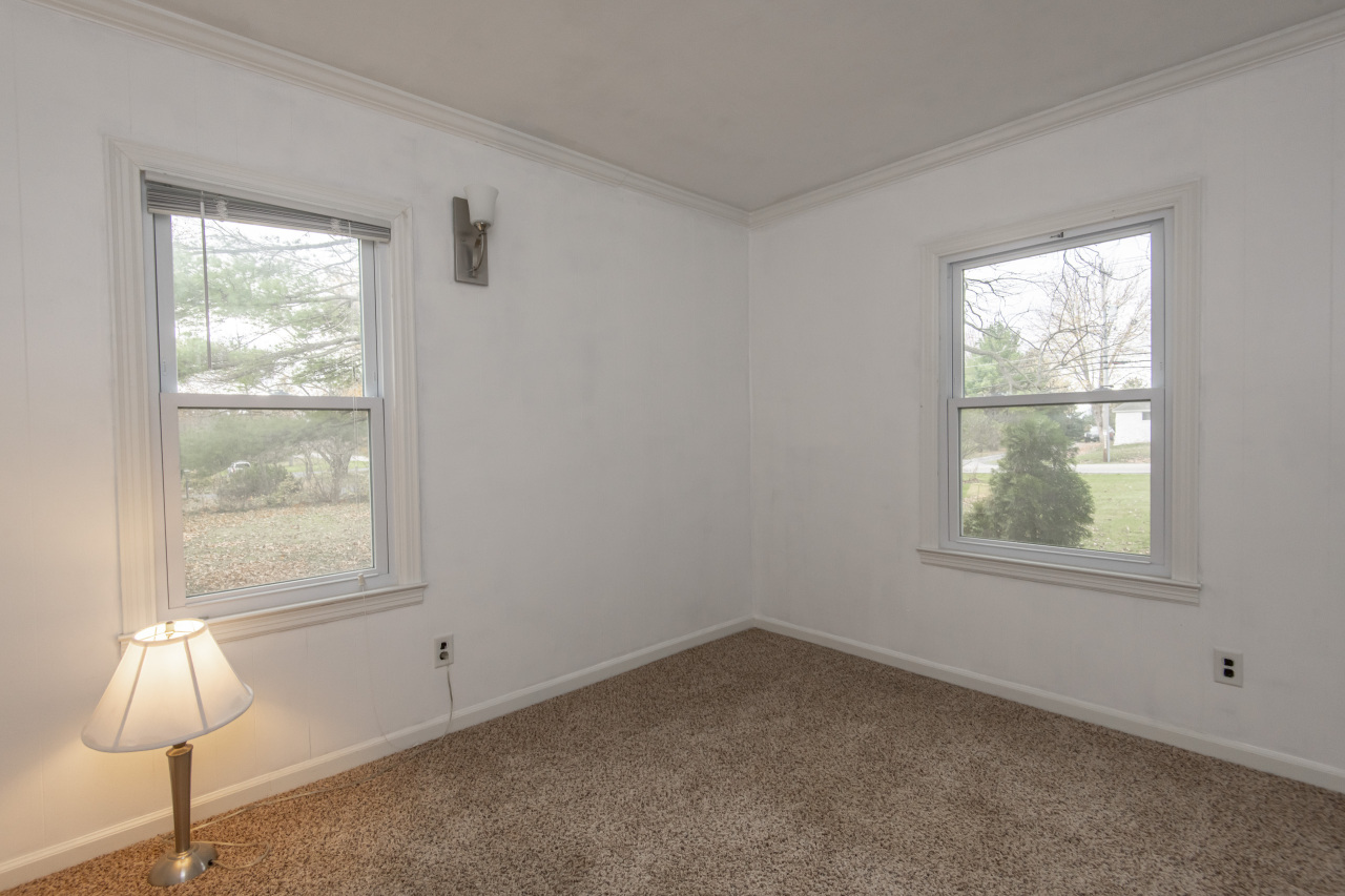 W256S5114 Oakdale Dr