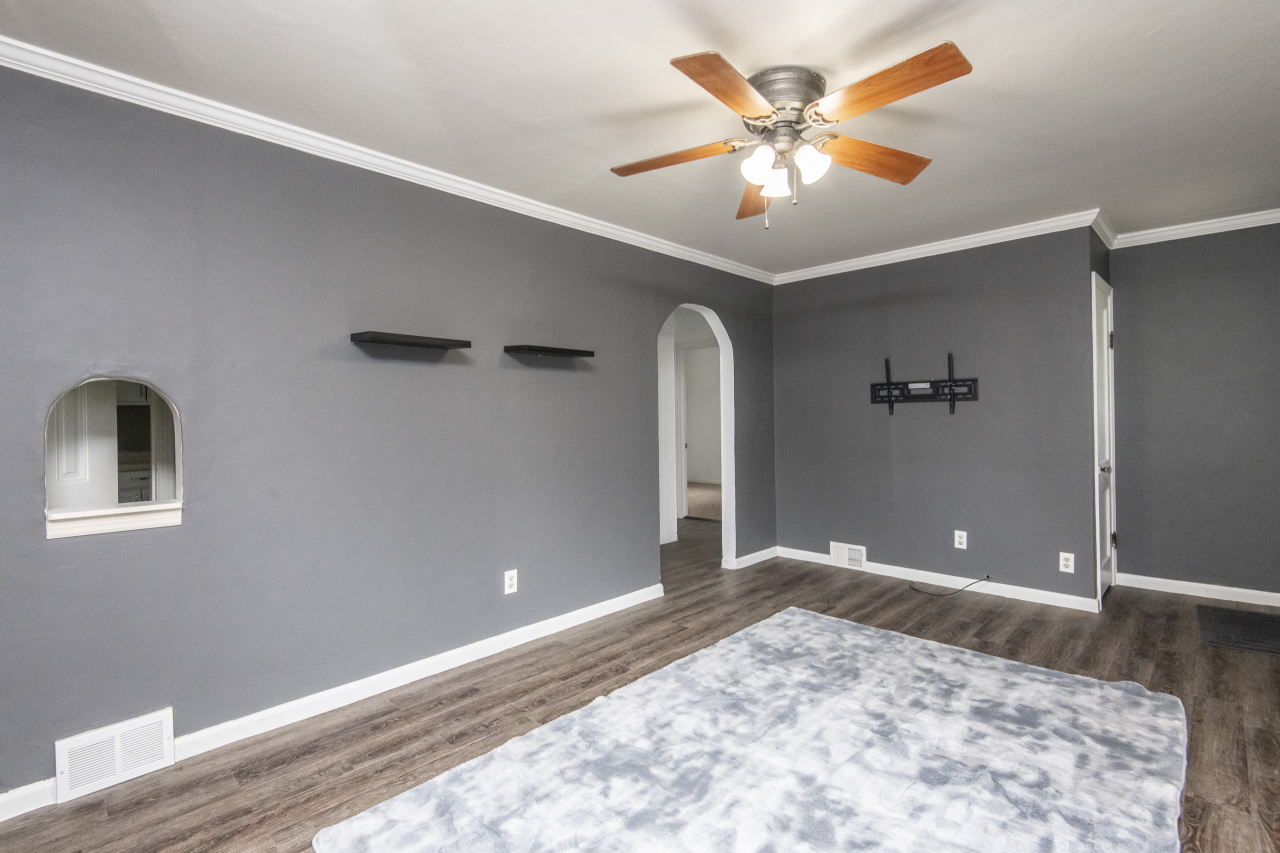 W256S5114 Oakdale Dr