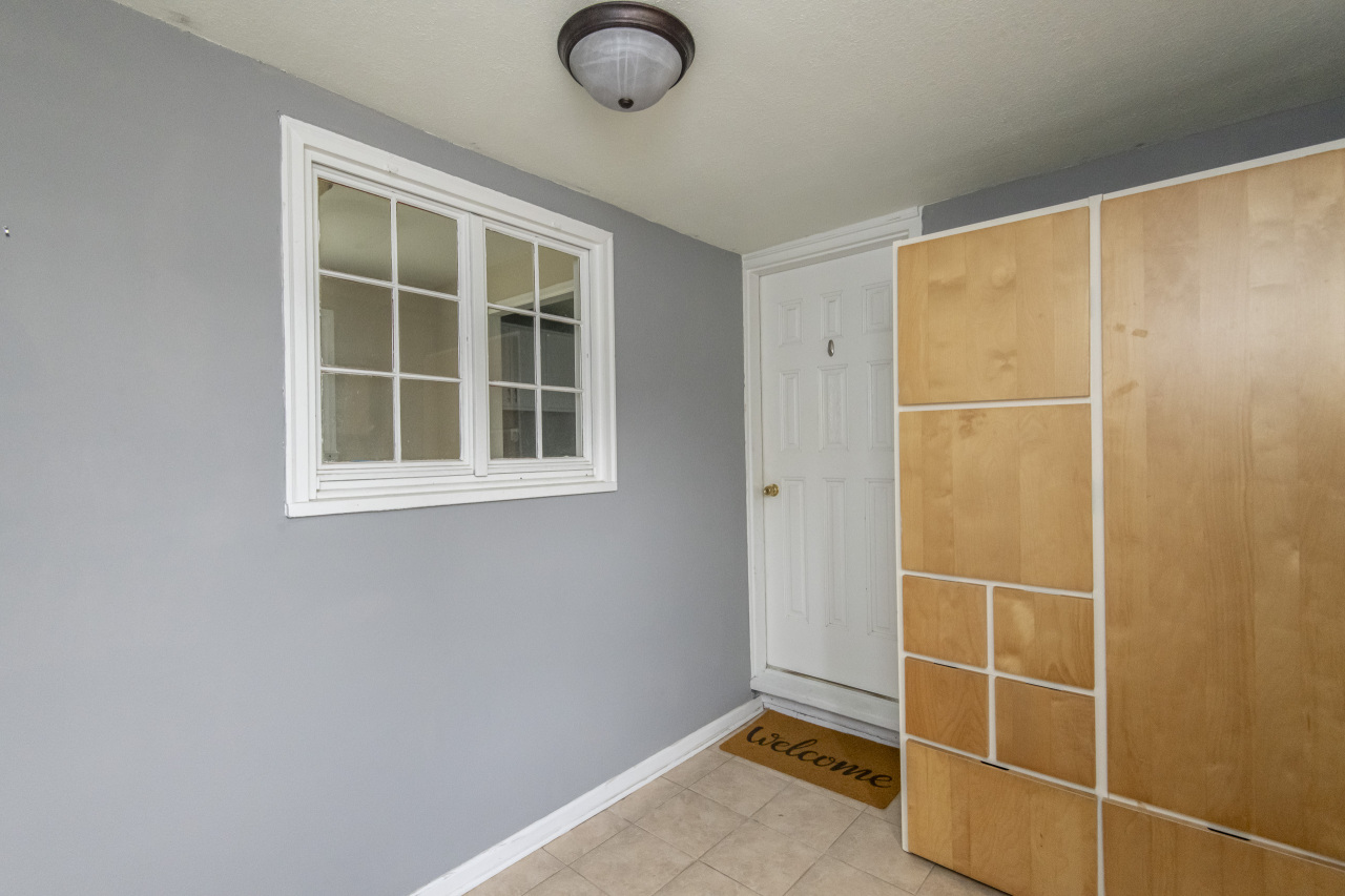 W256S5114 Oakdale Dr