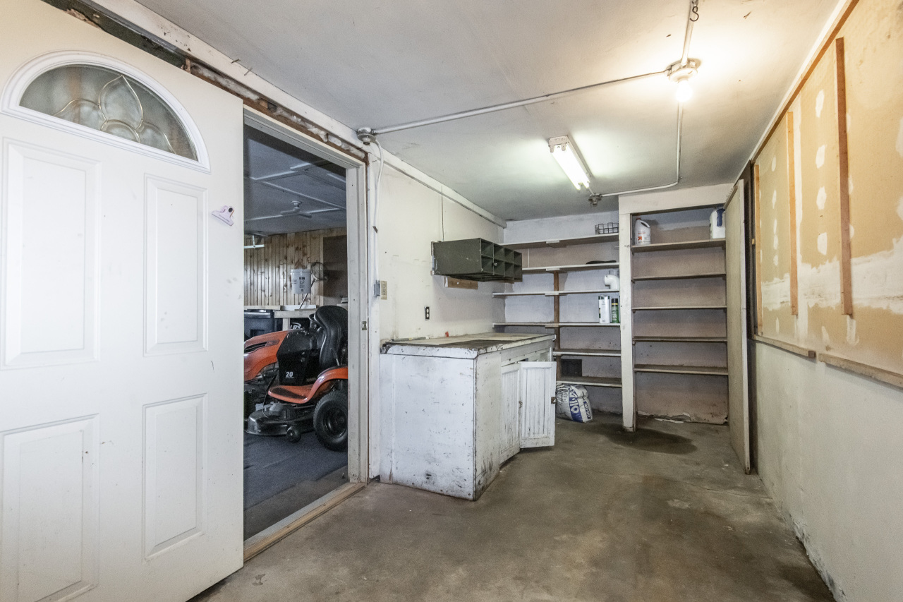W256S5114 Oakdale Dr