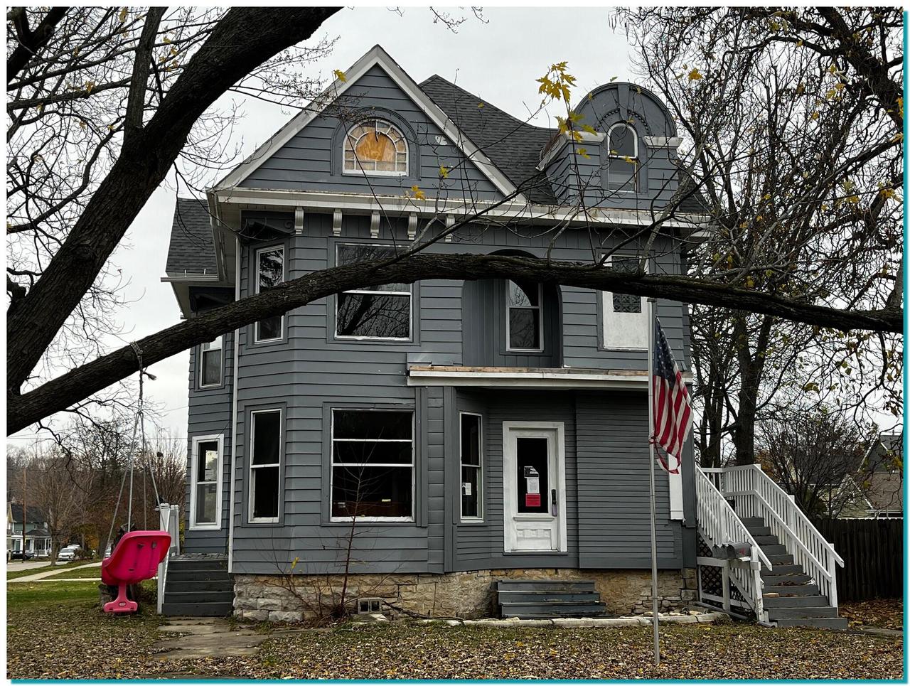 518 Dunbar AVENUE