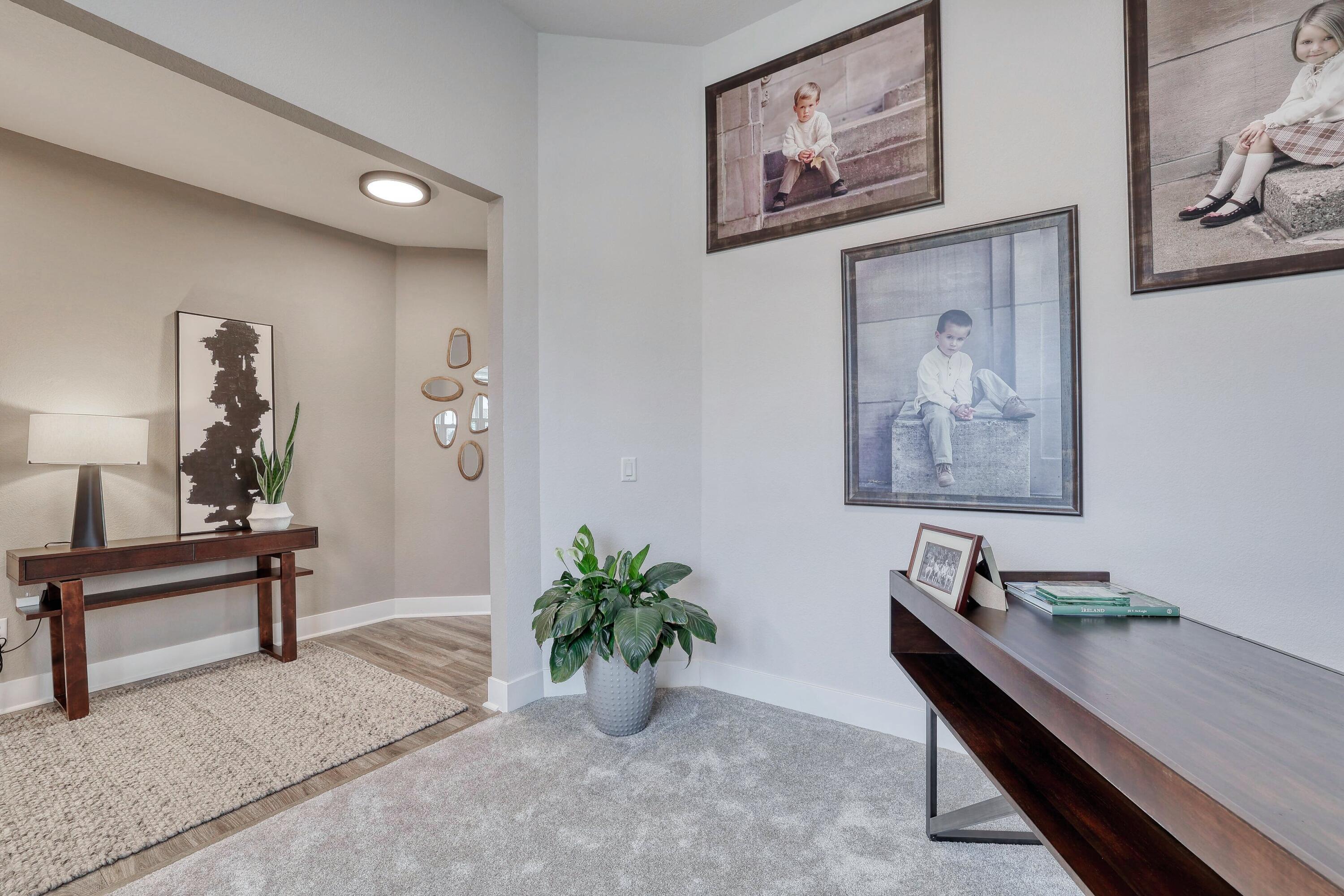 3088 Mendota Ct
