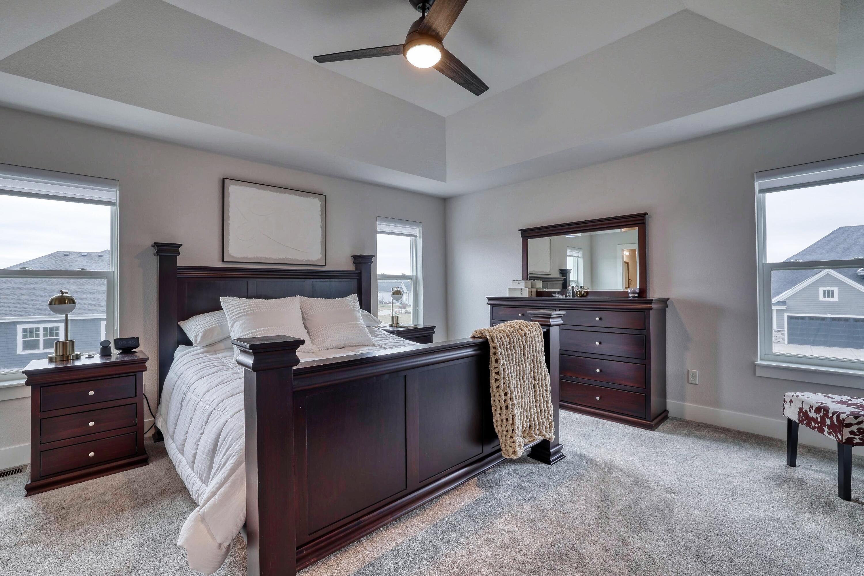 3088 Mendota Ct