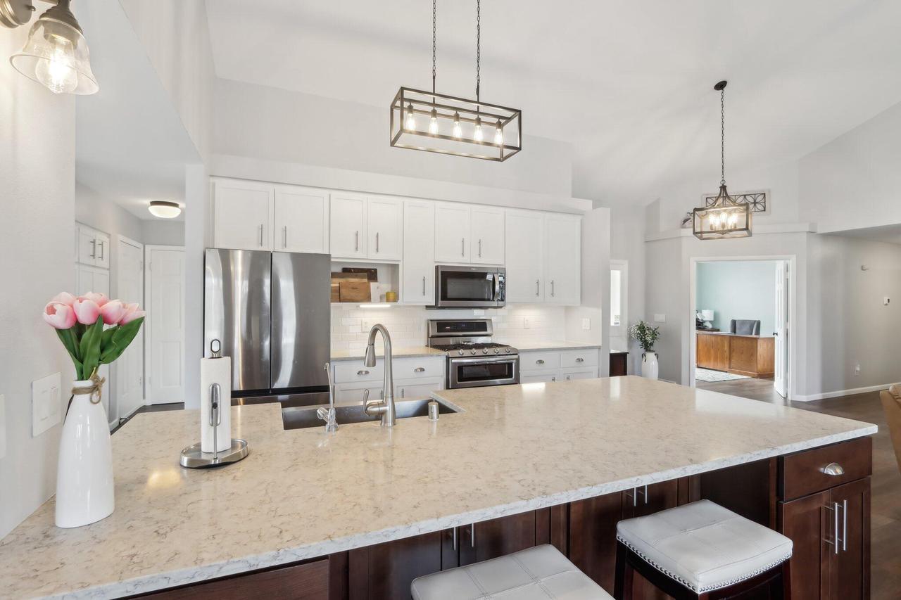 W302N1661 Crooked Creek ROAD