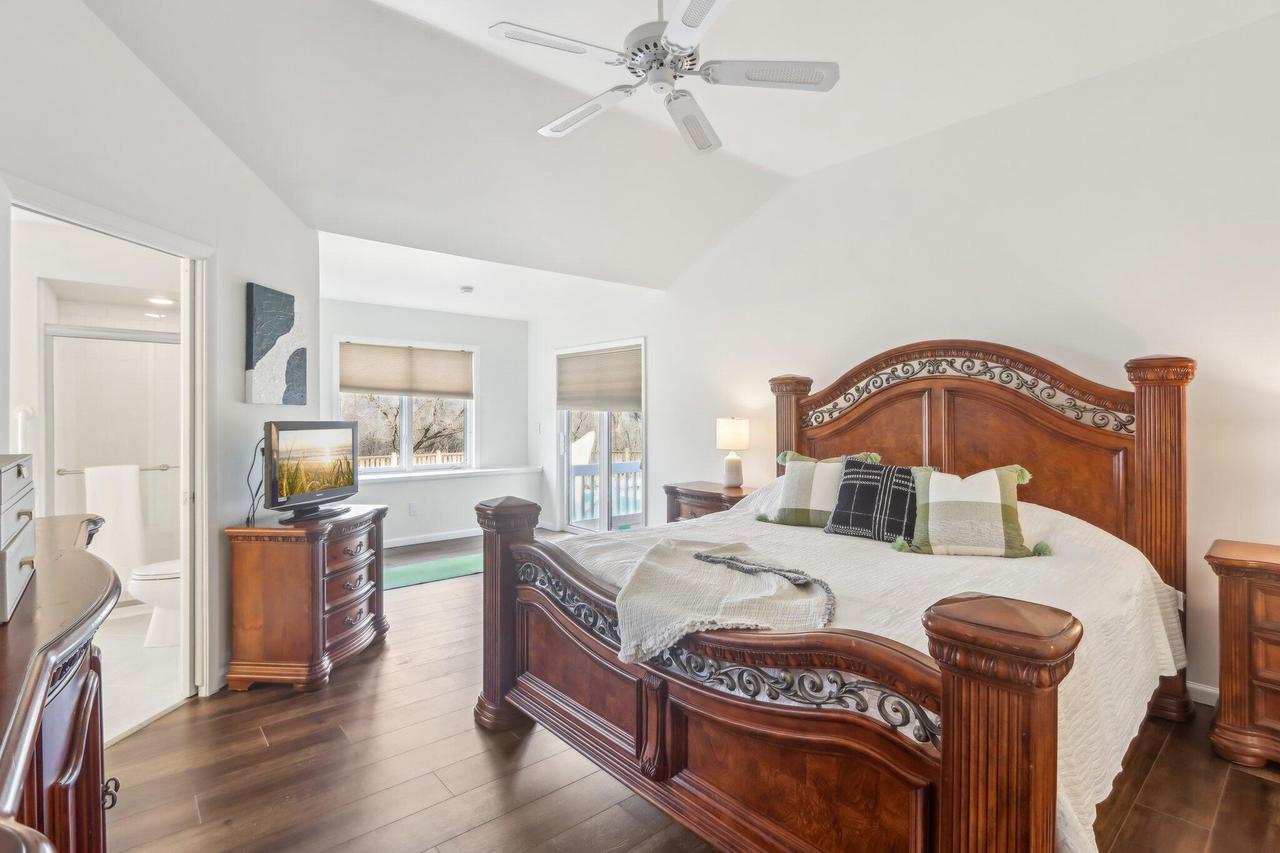 W302N1661 Crooked Creek ROAD