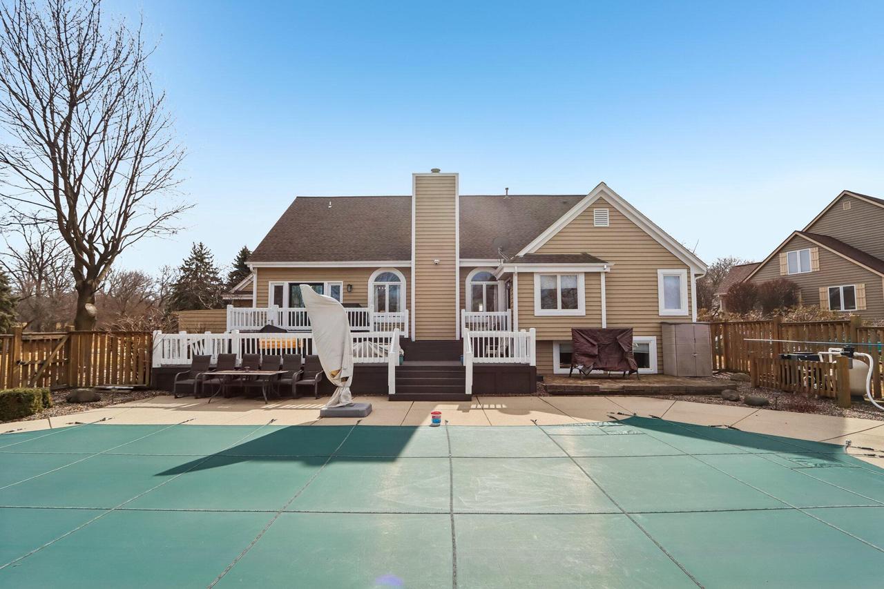 W302N1661 Crooked Creek ROAD