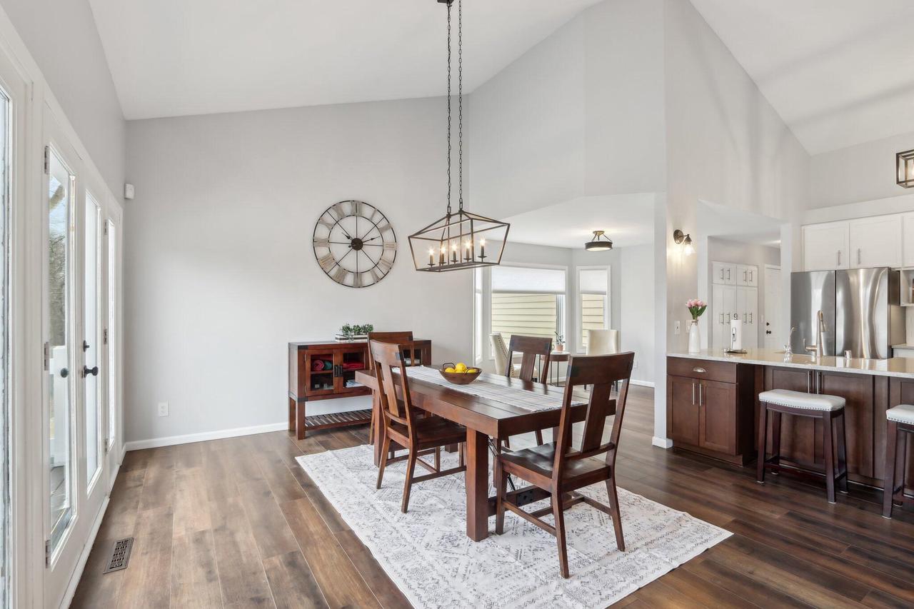 W302N1661 Crooked Creek ROAD