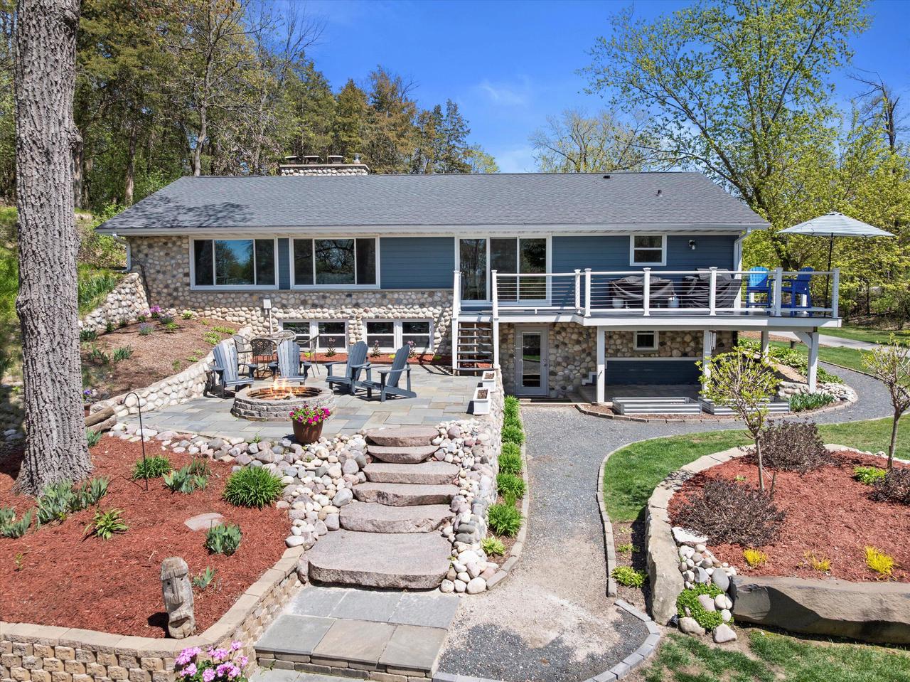 W332N6131 County Road C