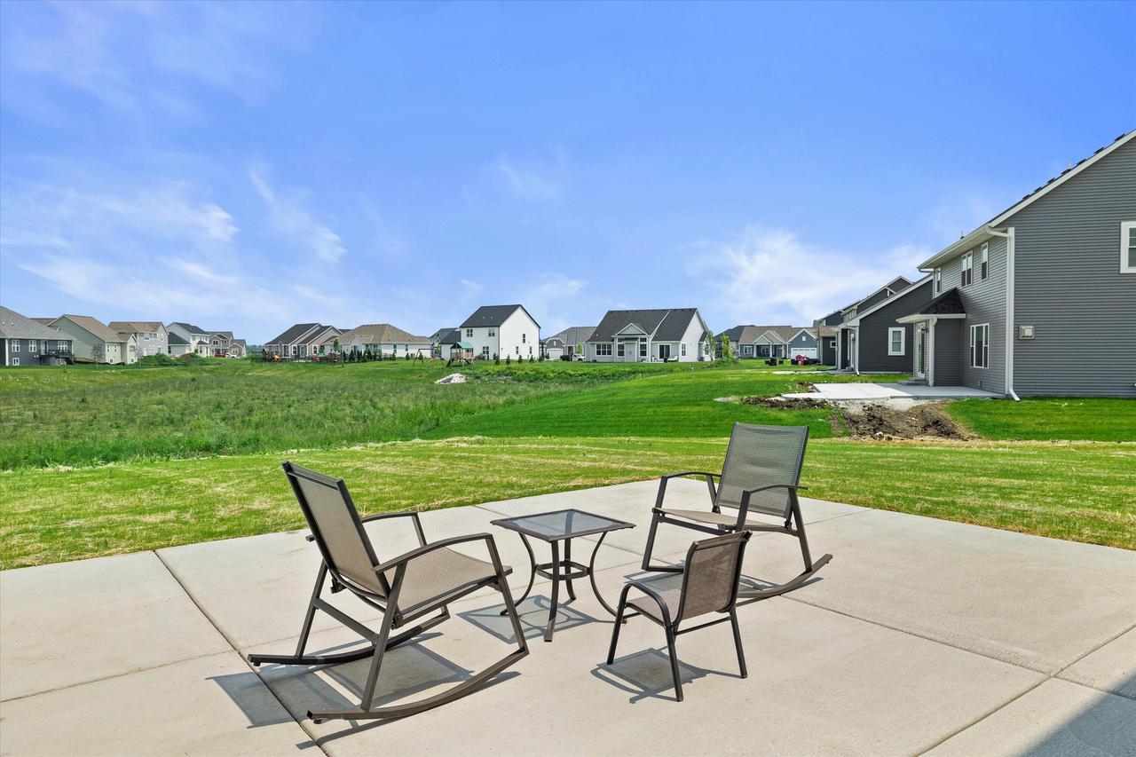 1603 Switchgrass STREET