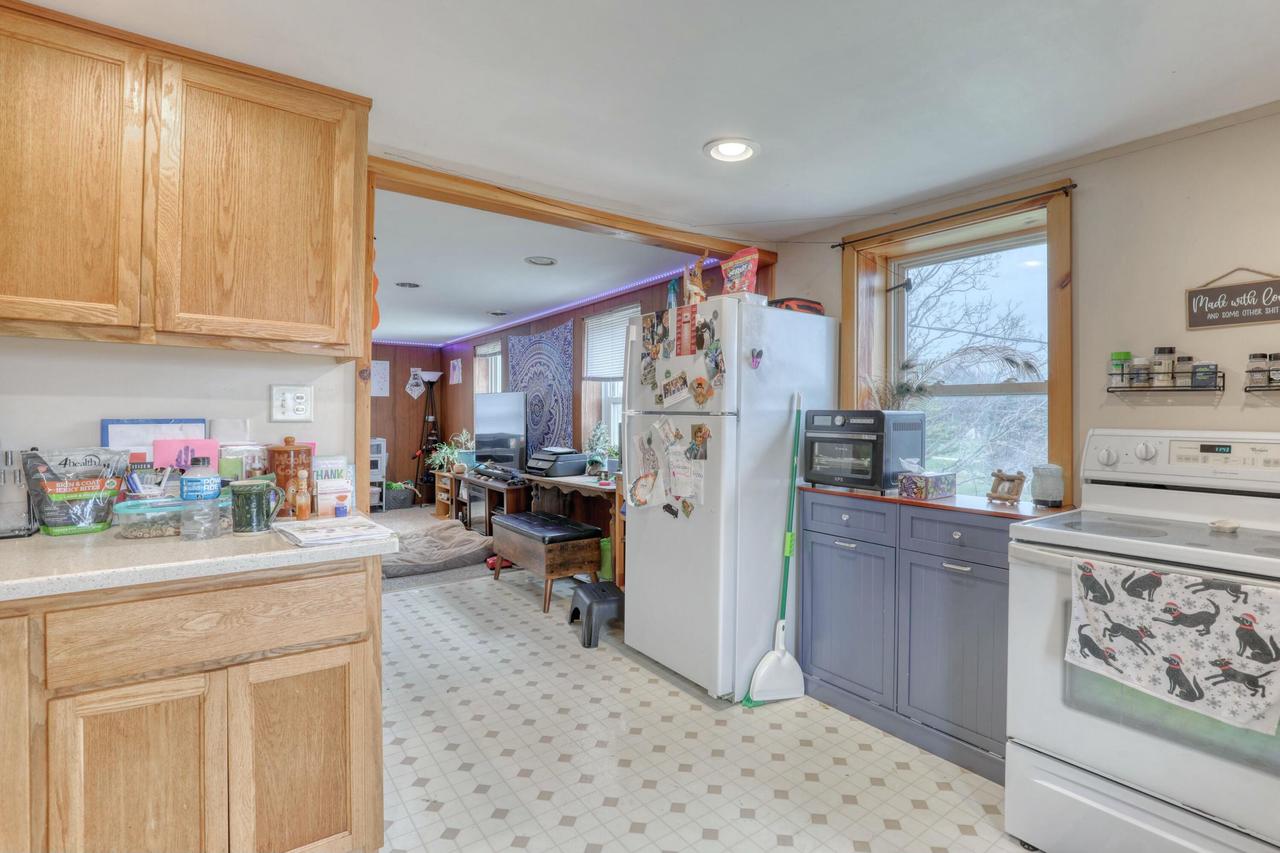 W2546 Roosevelt ROAD