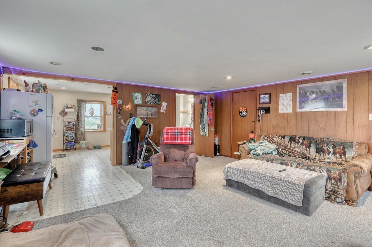 W2546 Roosevelt ROAD