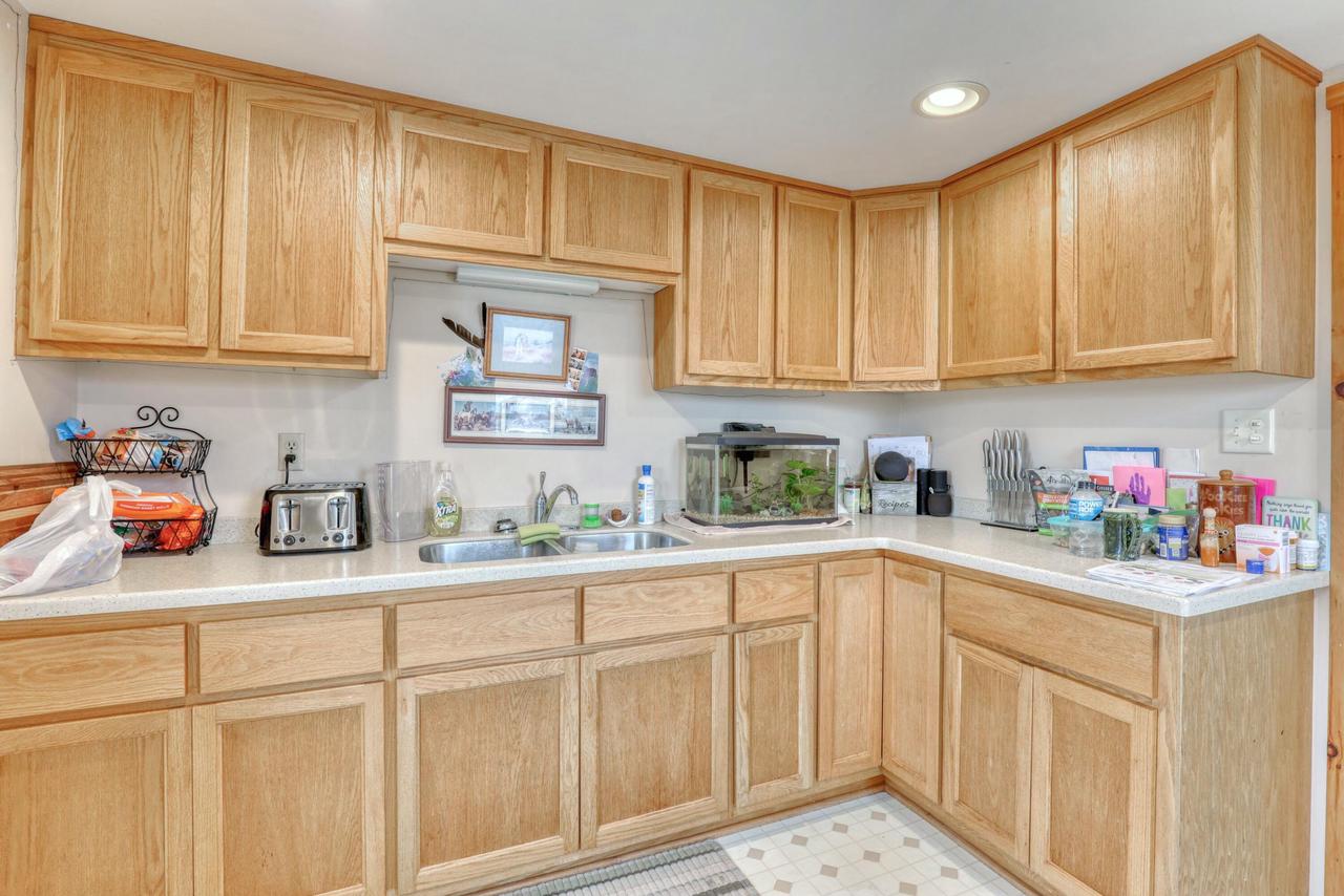 W2546 Roosevelt ROAD