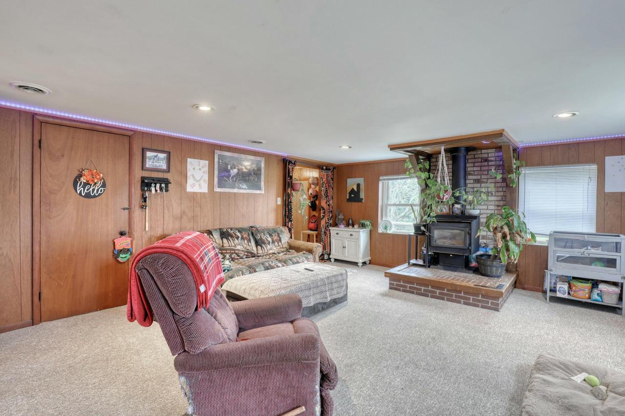 W2546 Roosevelt ROAD