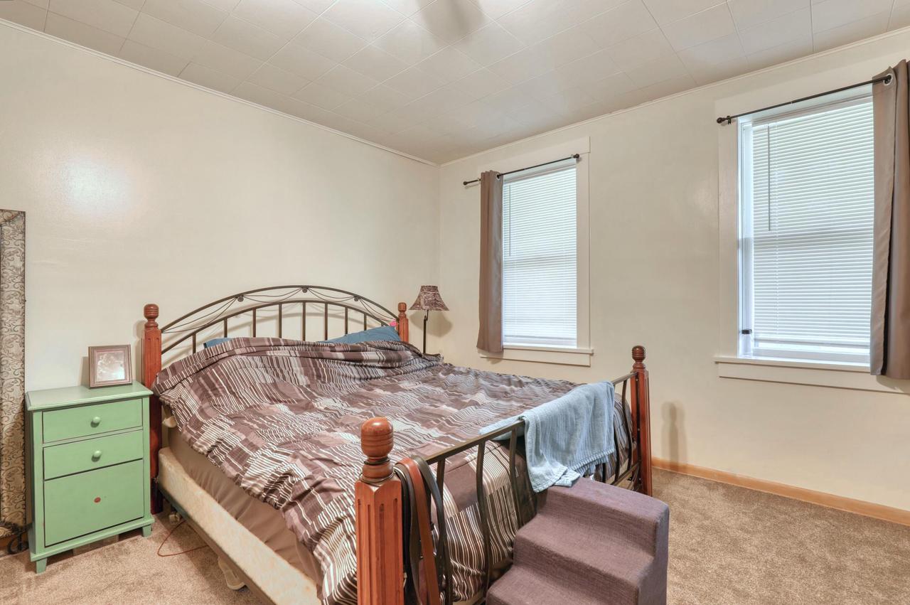 W2546 Roosevelt ROAD