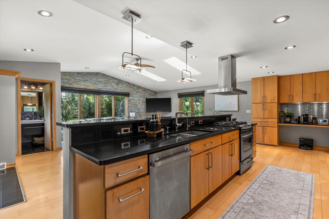 5016 South 34th STREET
