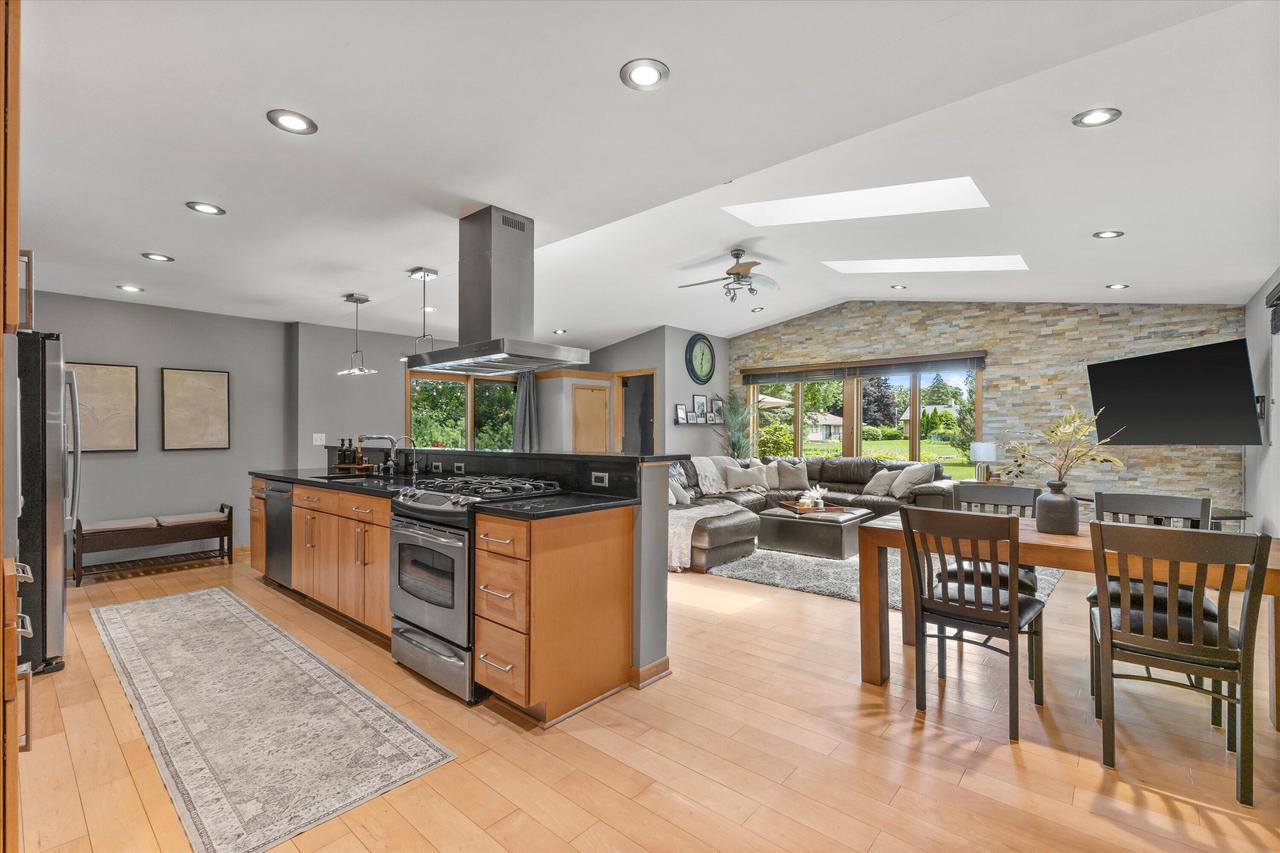5016 South 34th STREET