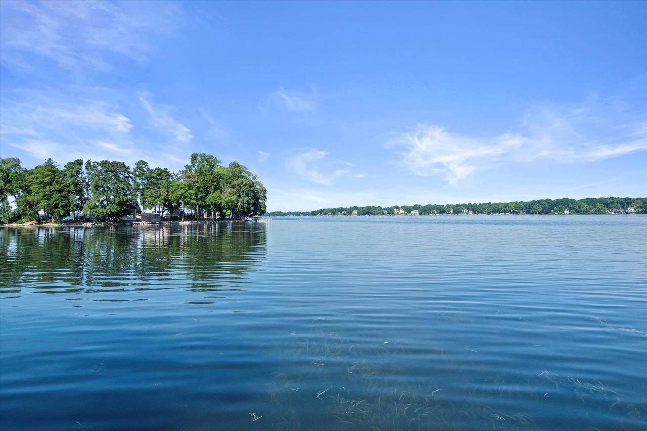 W332N6211 County Road C