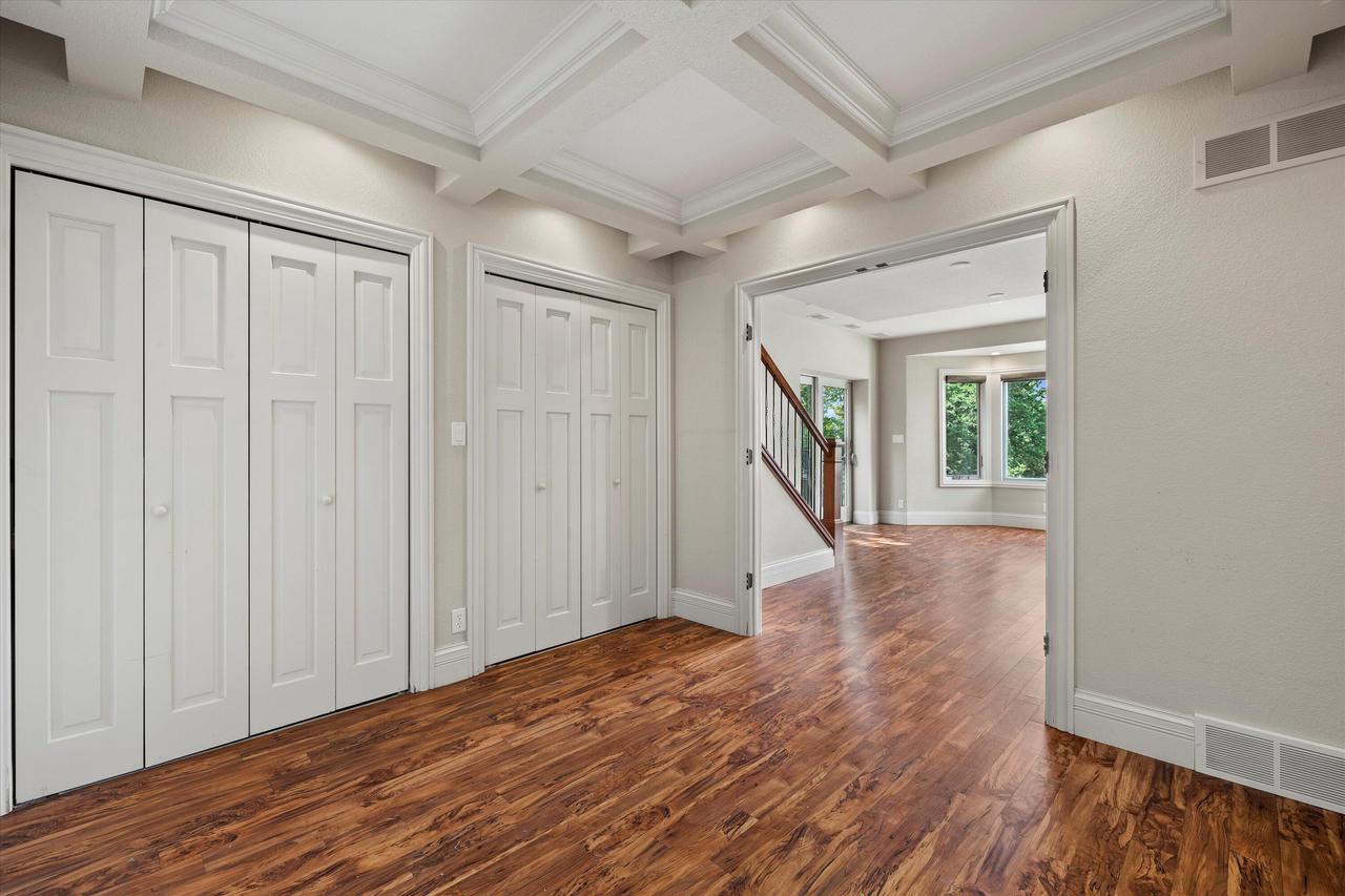 W332N6211 County Road C