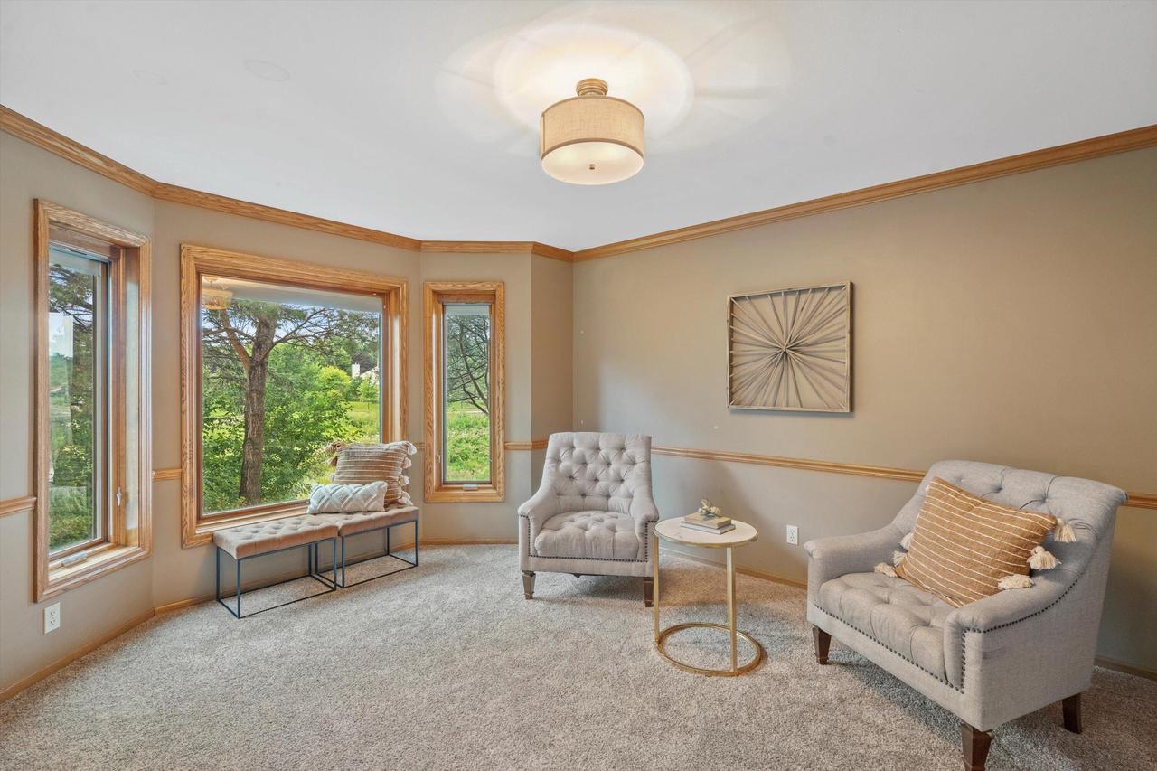 2600 Whitby COURT