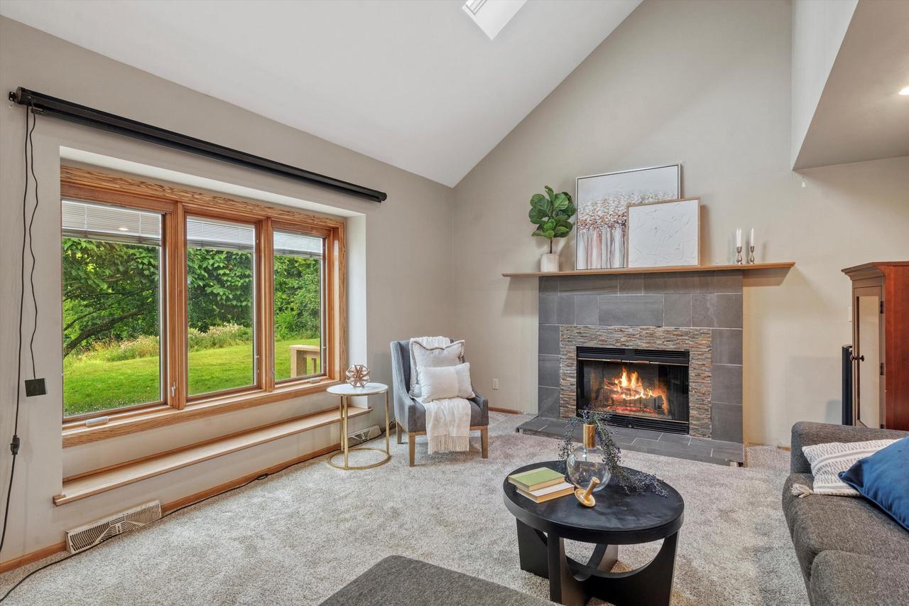 2600 Whitby COURT