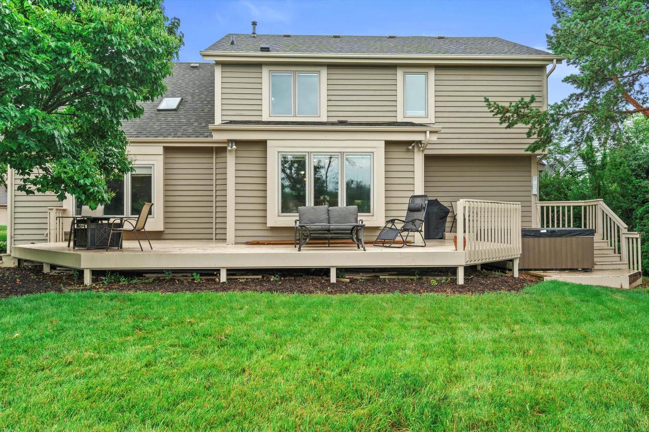 2600 Whitby COURT