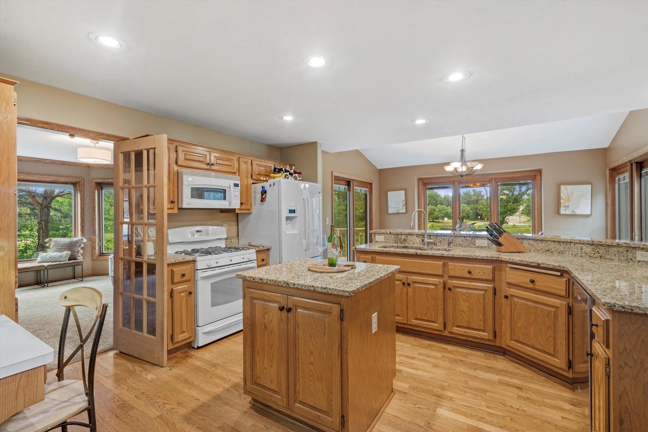 2600 Whitby COURT