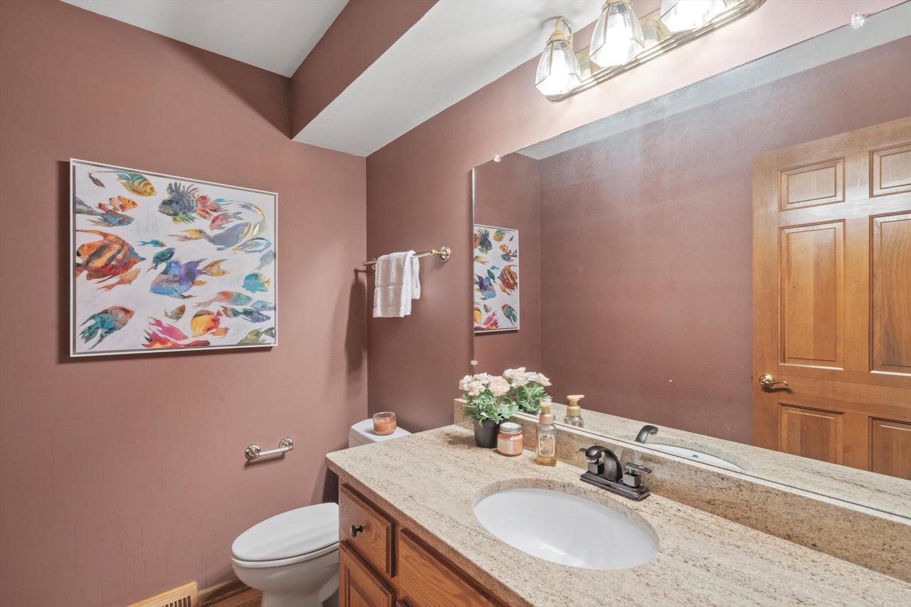 2600 Whitby COURT