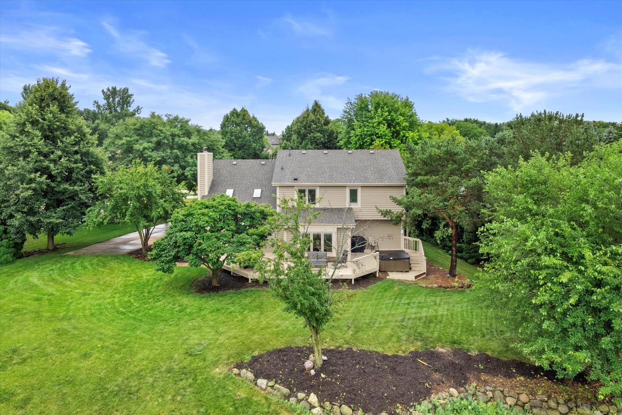 2600 Whitby COURT