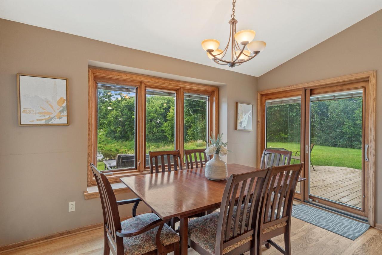 2600 Whitby COURT